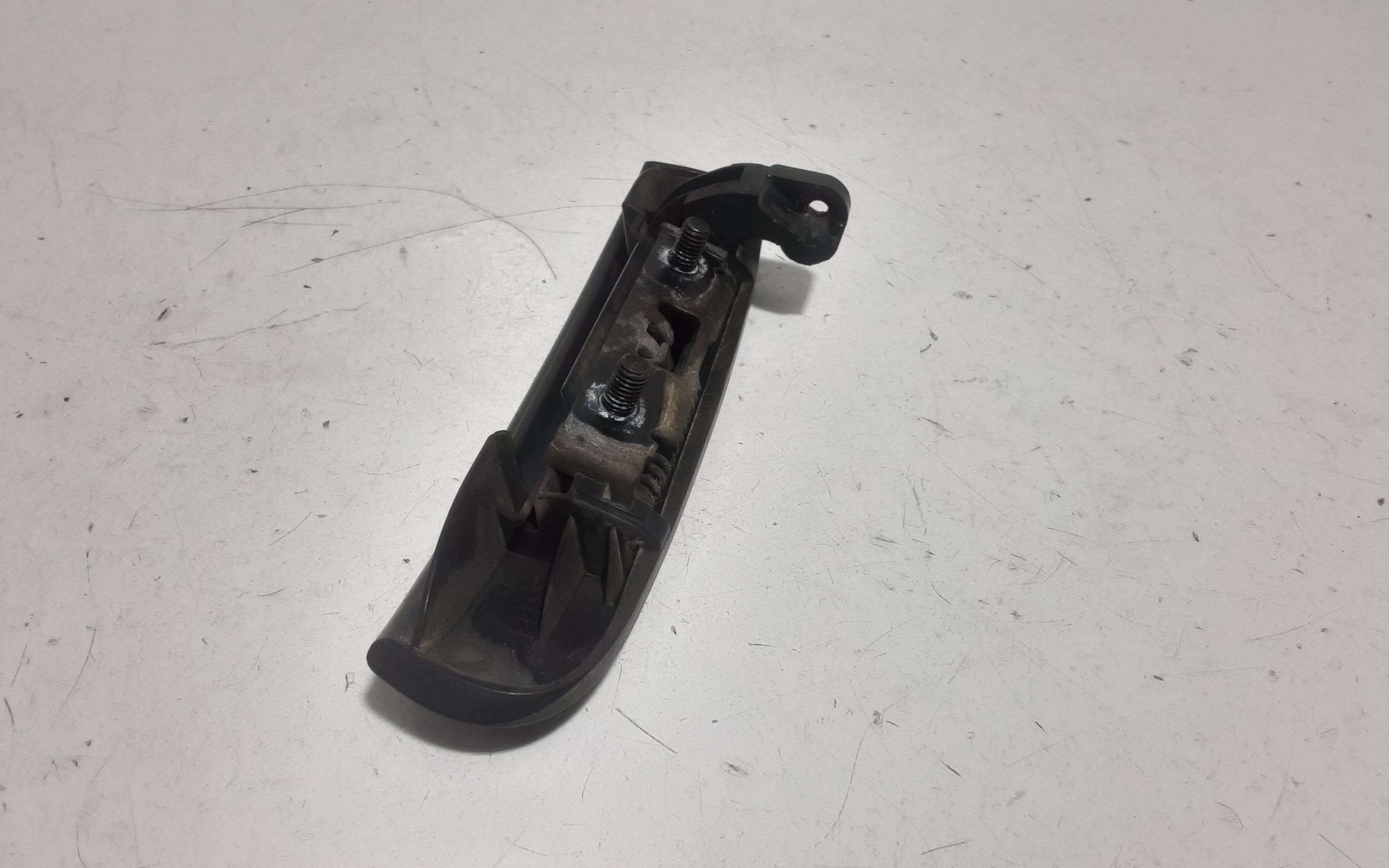 Maniglia esterna Posteriore Sinistra MITSUBISHI Colt Serie 5P (Z) (06>12)