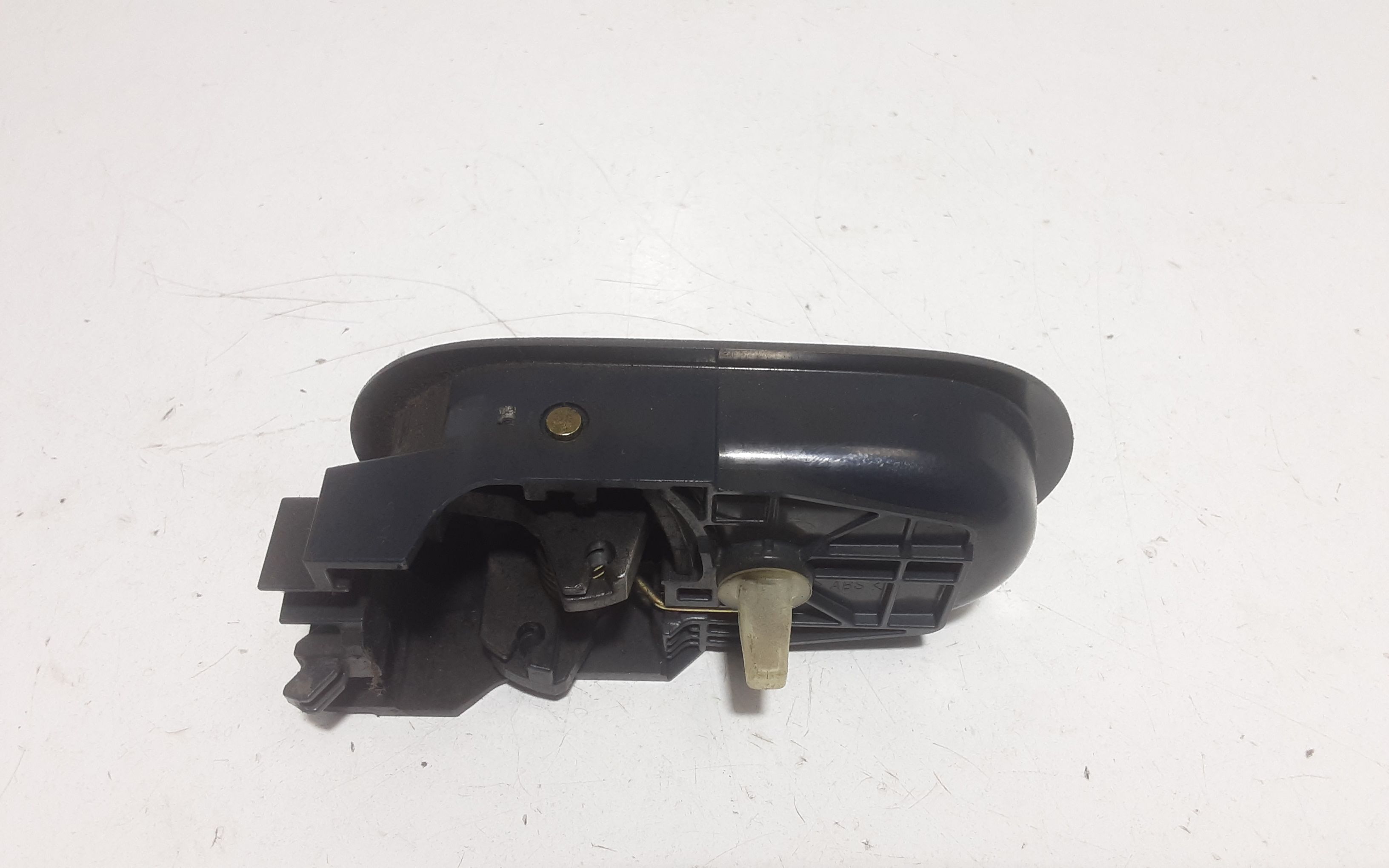 Maniglia interna Posteriore Destra MITSUBISHI Colt Serie 5P (Z) (06>12)