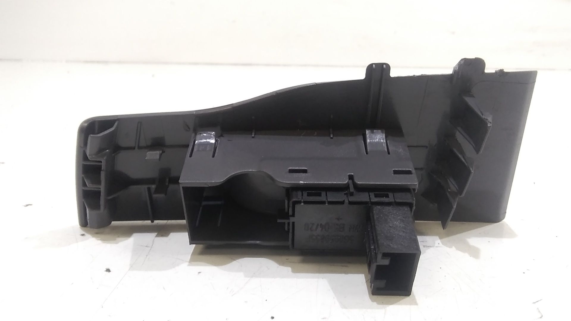 Pulsantiera Posteriore Destra VOLKSWAGEN T-CROSS Serie (19>)