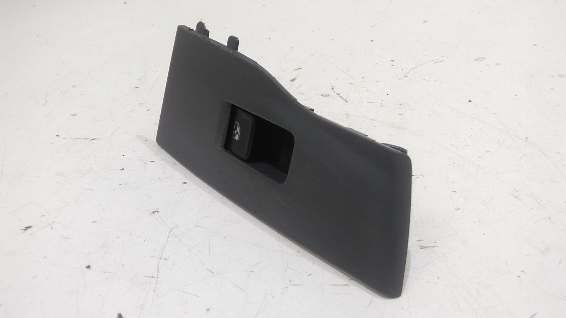 Pulsantiera Posteriore Destra VOLKSWAGEN T-CROSS Serie (19>)