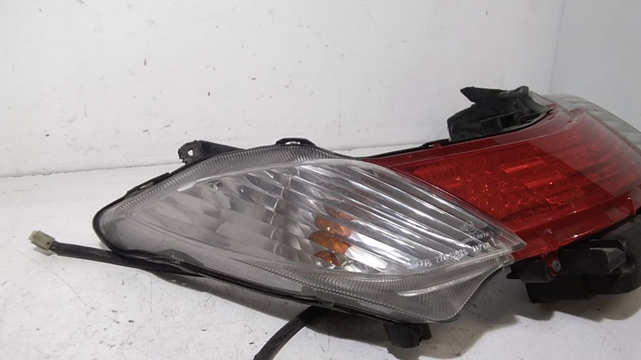 Stop posteriore Yamaha Majesty 400cc (04>09)