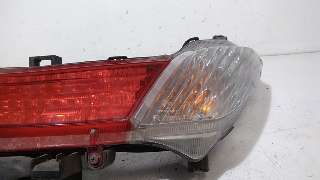 Stop posteriore Yamaha Majesty 400cc (04>09)