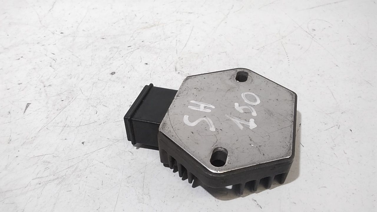 Regolatore tensione HONDA SH 150