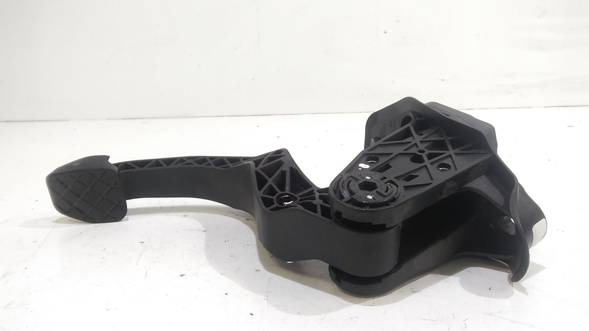 Pedale frizione VOLKSWAGEN T-CROSS Serie (19>)