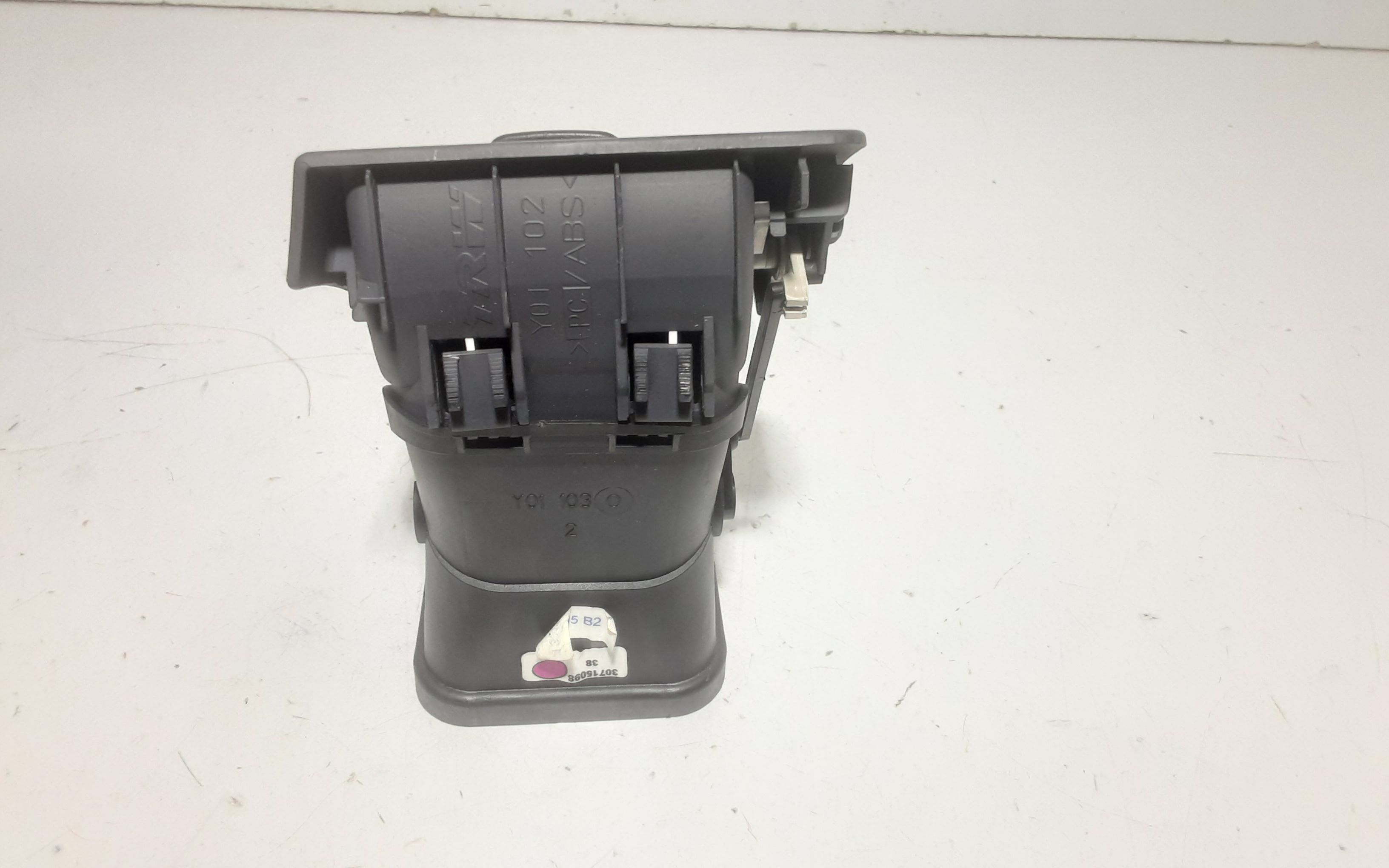 Bocchetta aria cruscotto lato guida VOLVO V50 1 Serie