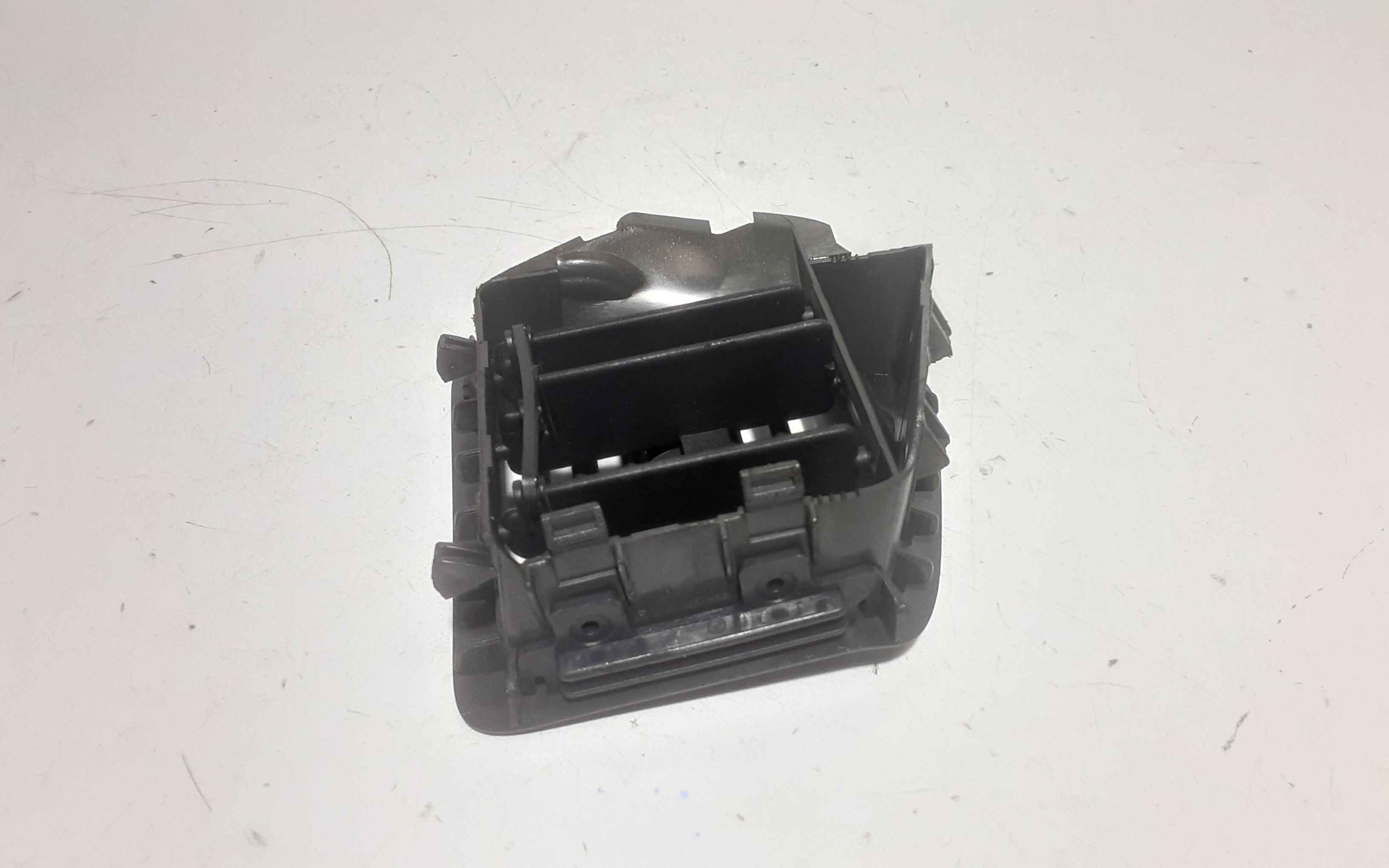 Bocchetta aria cruscotto lato guida VOLVO S60 1 Serie