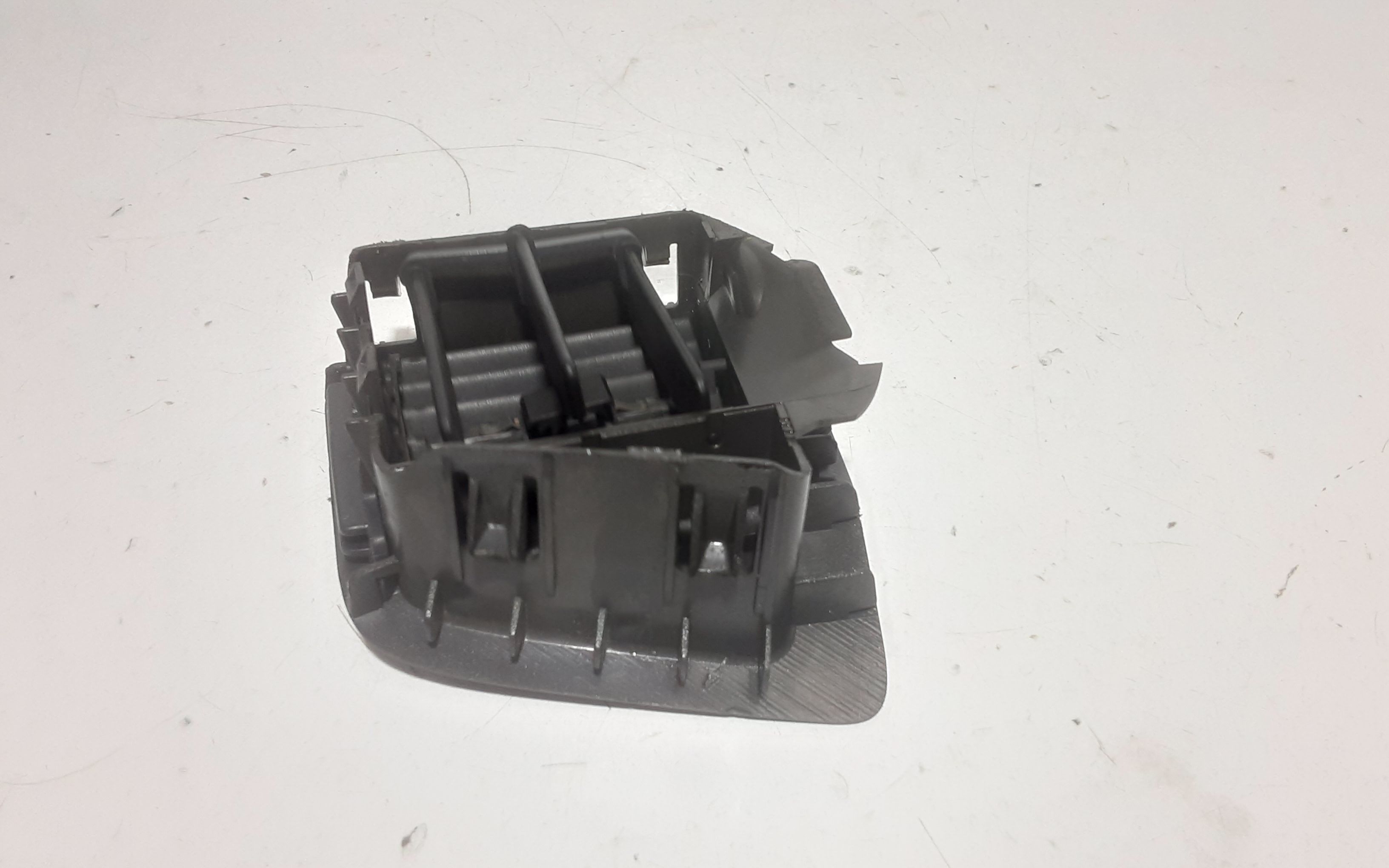 Bocchetta aria cruscotto lato guida VOLVO S60 1 Serie