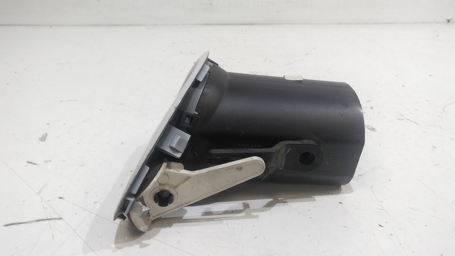 Bocchetta aria cruscotto lato guida RENAULT Clio Serie (04>08)