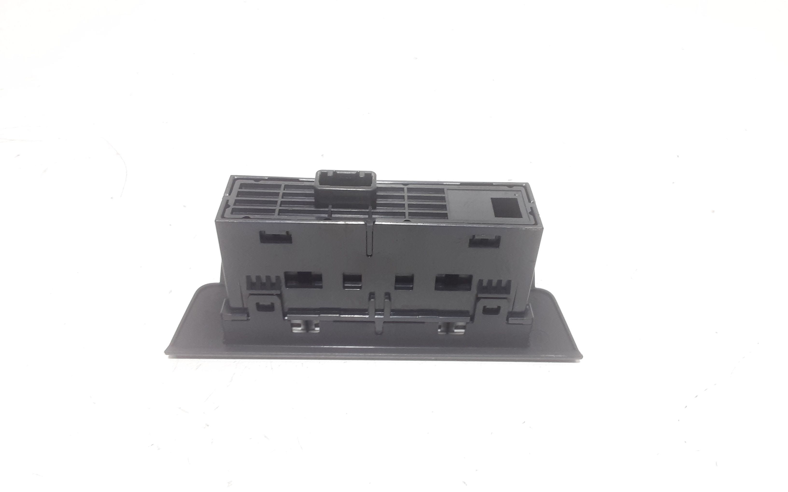 Pulsante apertura portellone posteriore MAZDA CX-30 Serie (19>)