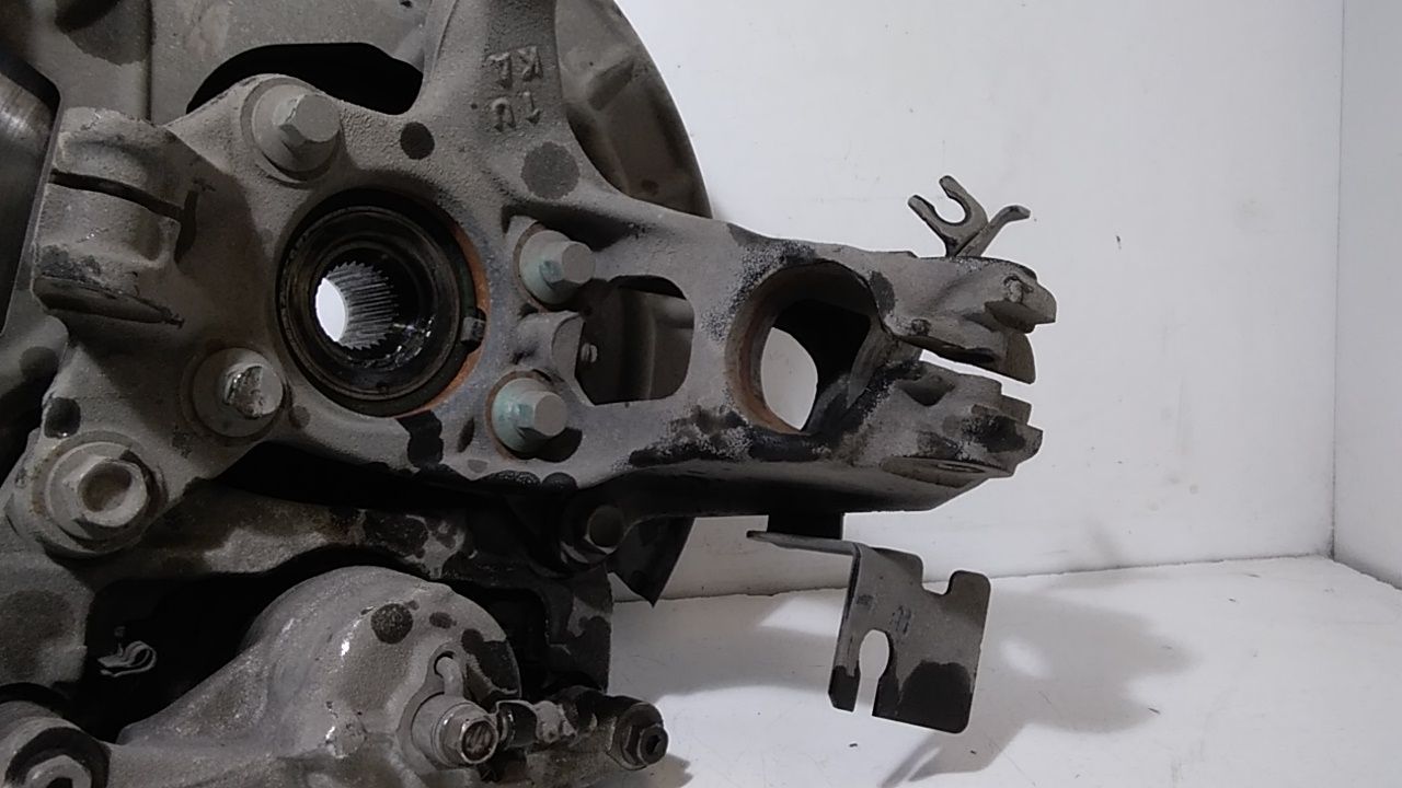 Mozzo ruota anteriore Sinistra guida MAZDA CX-30 Serie (19>)