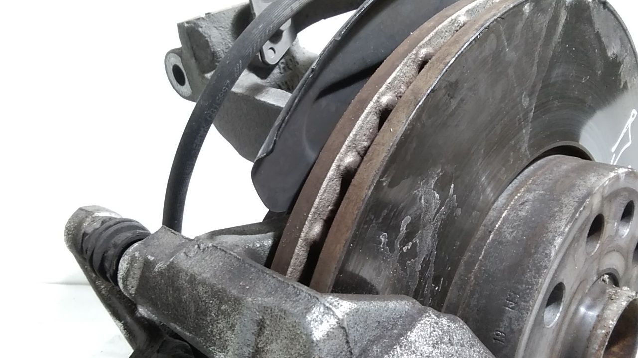 Mozzo ruota anteriore destra passeggero VOLKSWAGEN Golf 7 Berlina (12>)