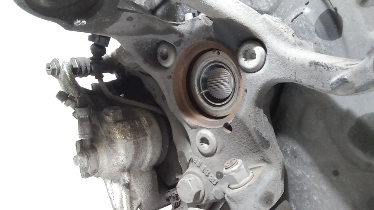 Mozzo ruota anteriore destra passeggero VOLKSWAGEN Golf Serie VIII (19>)