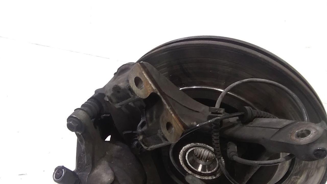 Mozzo ruota anteriore destra passeggero PEUGEOT 3008 Serie (09>16)