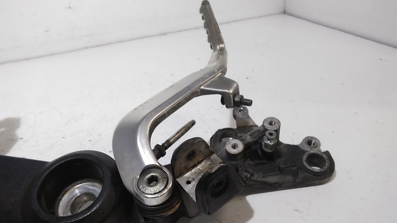 Staffa supporto pedalino DUCATI Multistrada 1200cc S (09>12)