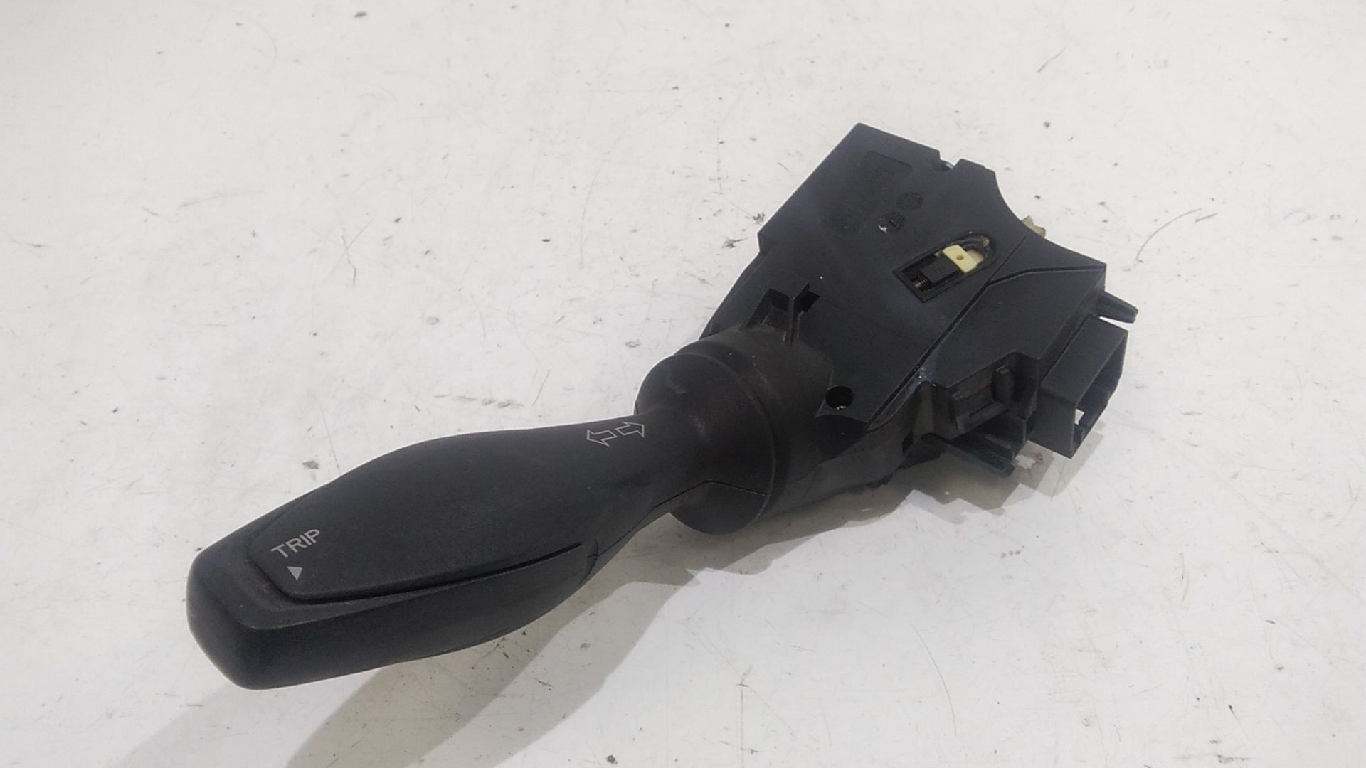 Devioluci sinistro FORD Fiesta 6 Serie