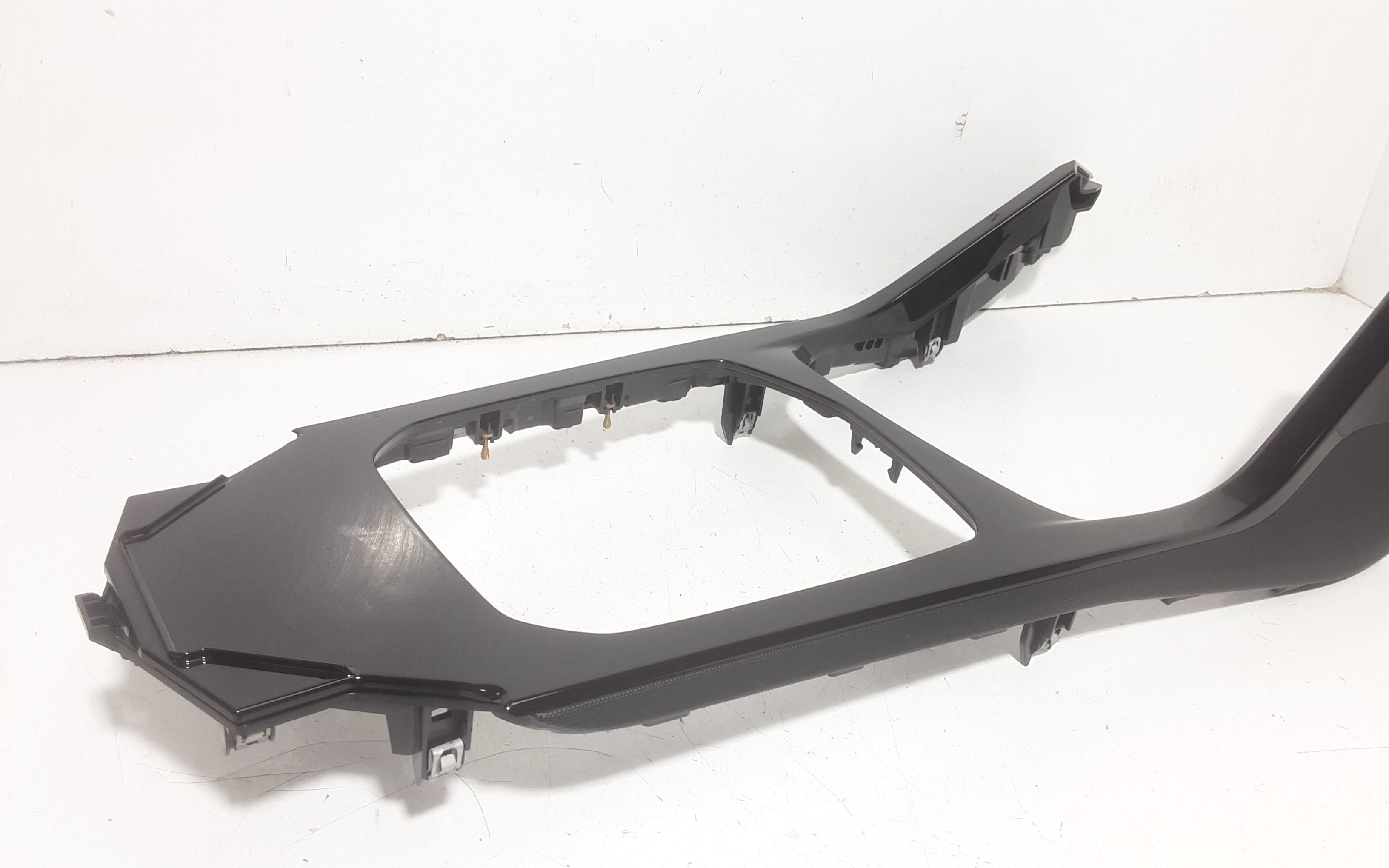 Modanatura console tunnel centrale BMW Serie 1 F40 (19>)