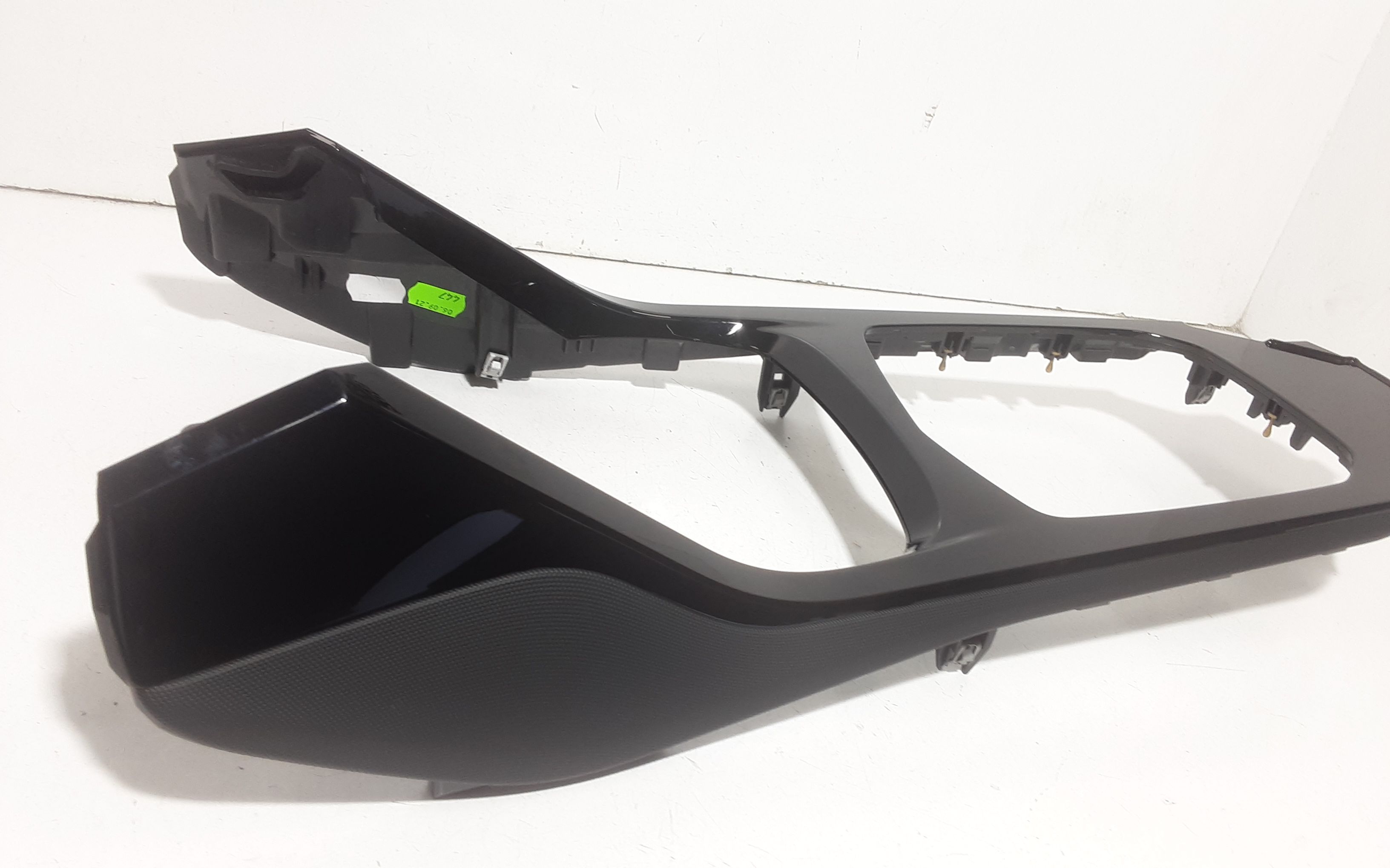 Modanatura console tunnel centrale BMW Serie 1 F40 (19>)