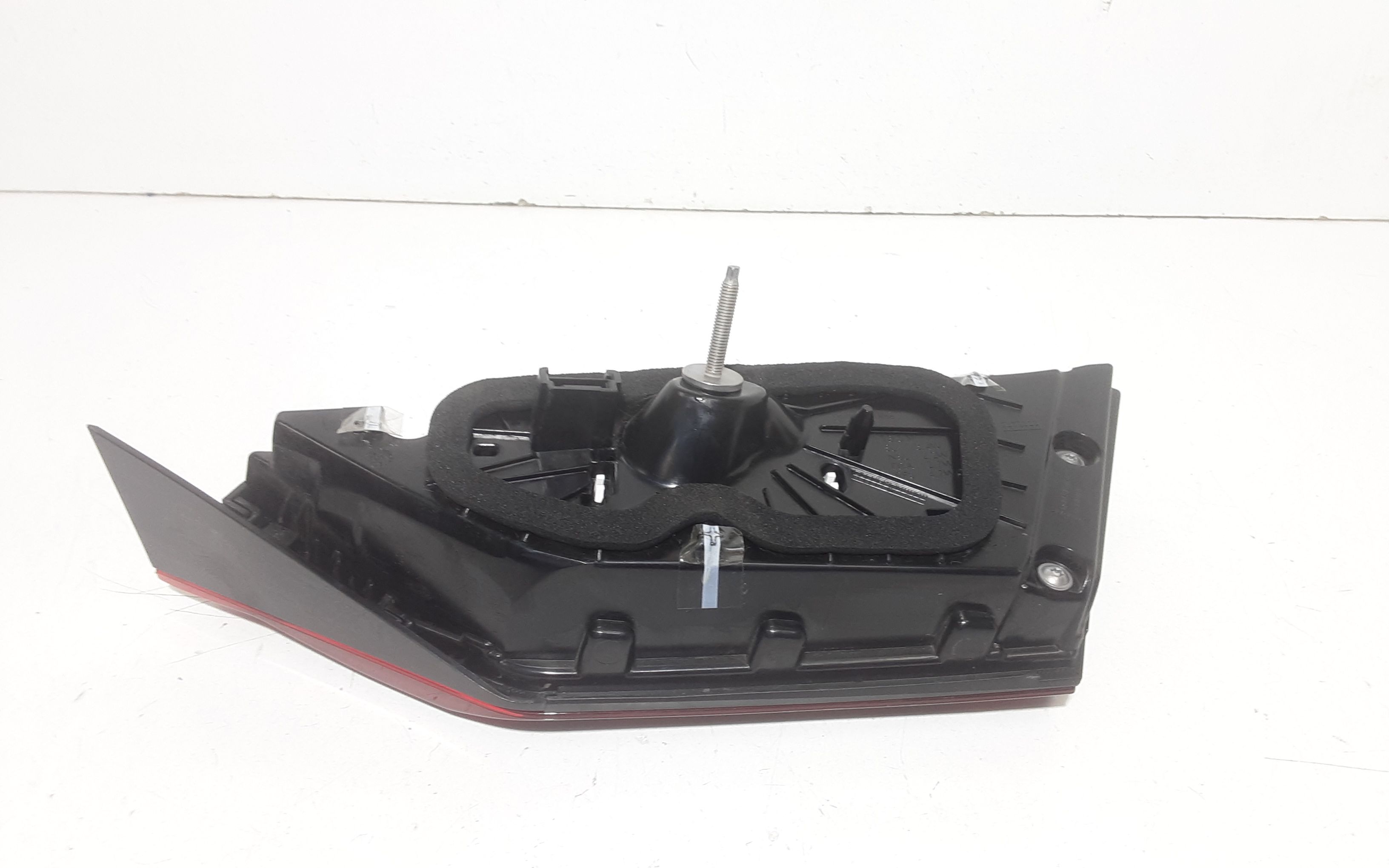 Stop posteriore sinistro a led integrato nel portello BMW Serie 1 F40 (19>)