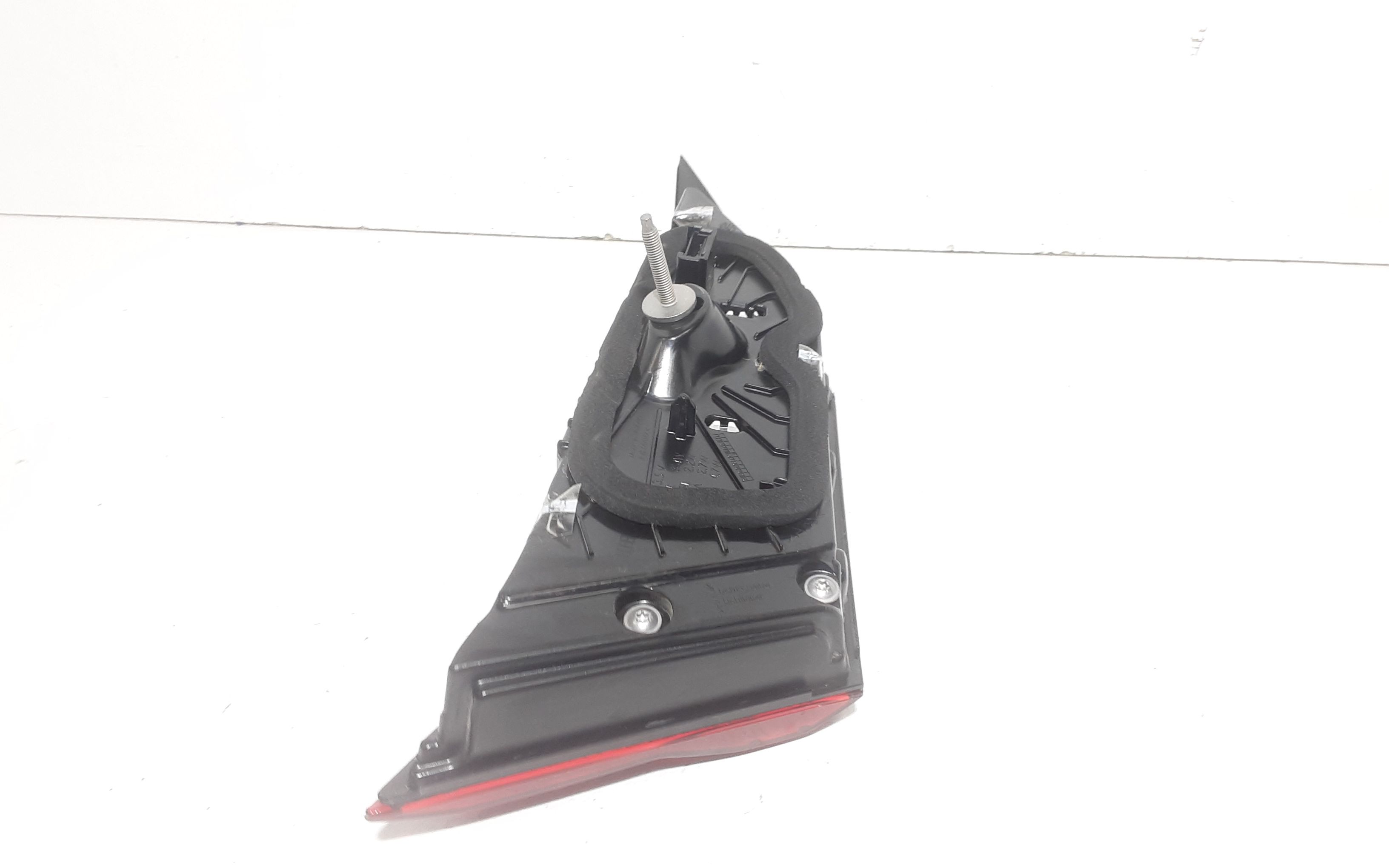 Stop posteriore destro a led integrato nel portello BMW Serie 1 F40 (19>)