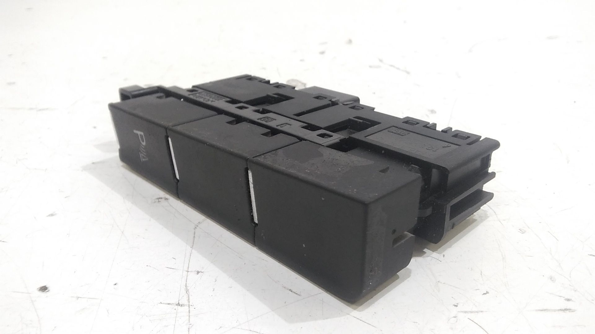 Pulsantiera sensore di parcheggio VOLKSWAGEN Golf 7 Berlina (12>)