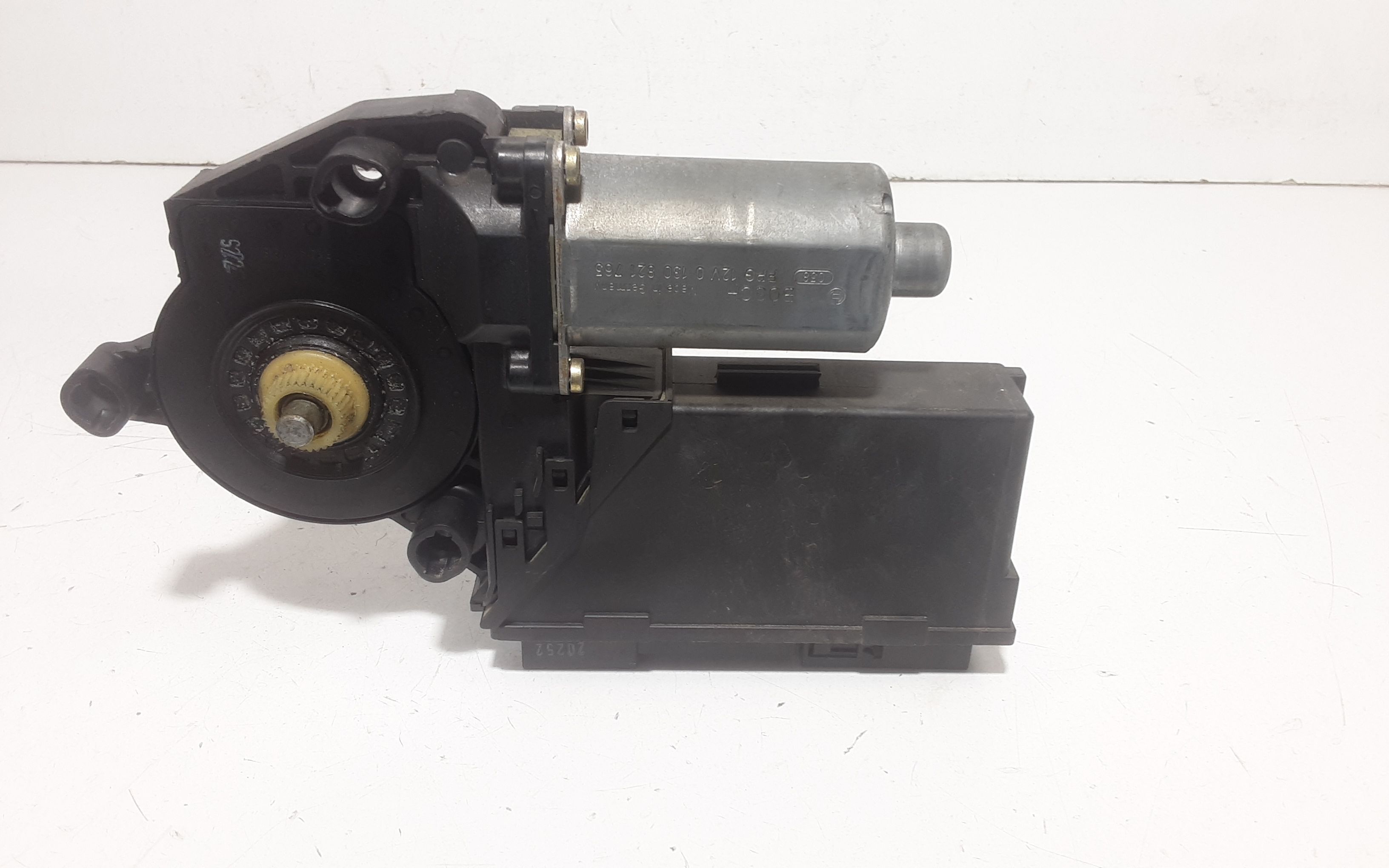 Motorino Alzavetro anteriore Sinistro AUDI A4 Avant (8ED) (04>08)