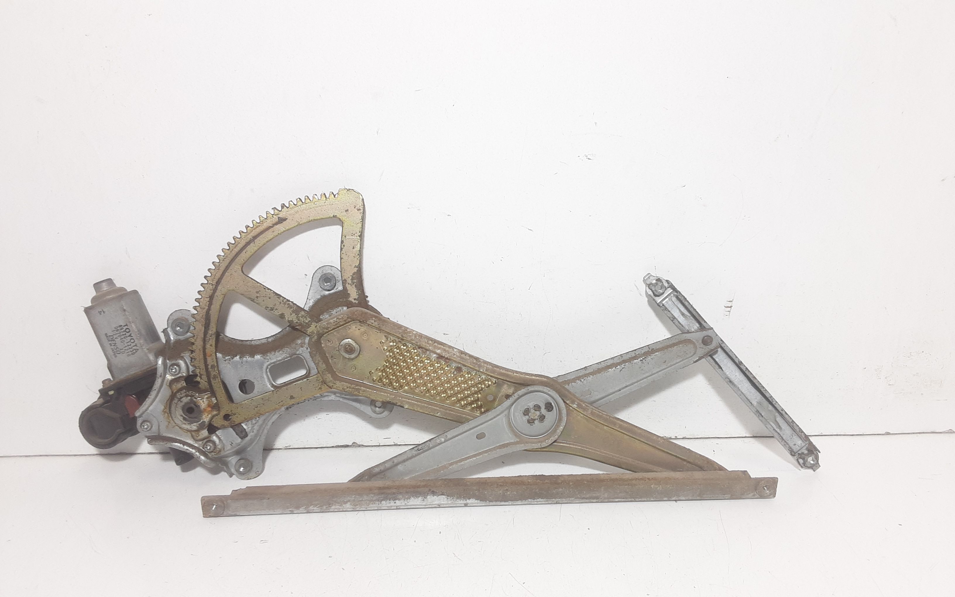 Cremagliera anteriore sinistra Guida TOYOTA Corolla Berlina 2 Serie