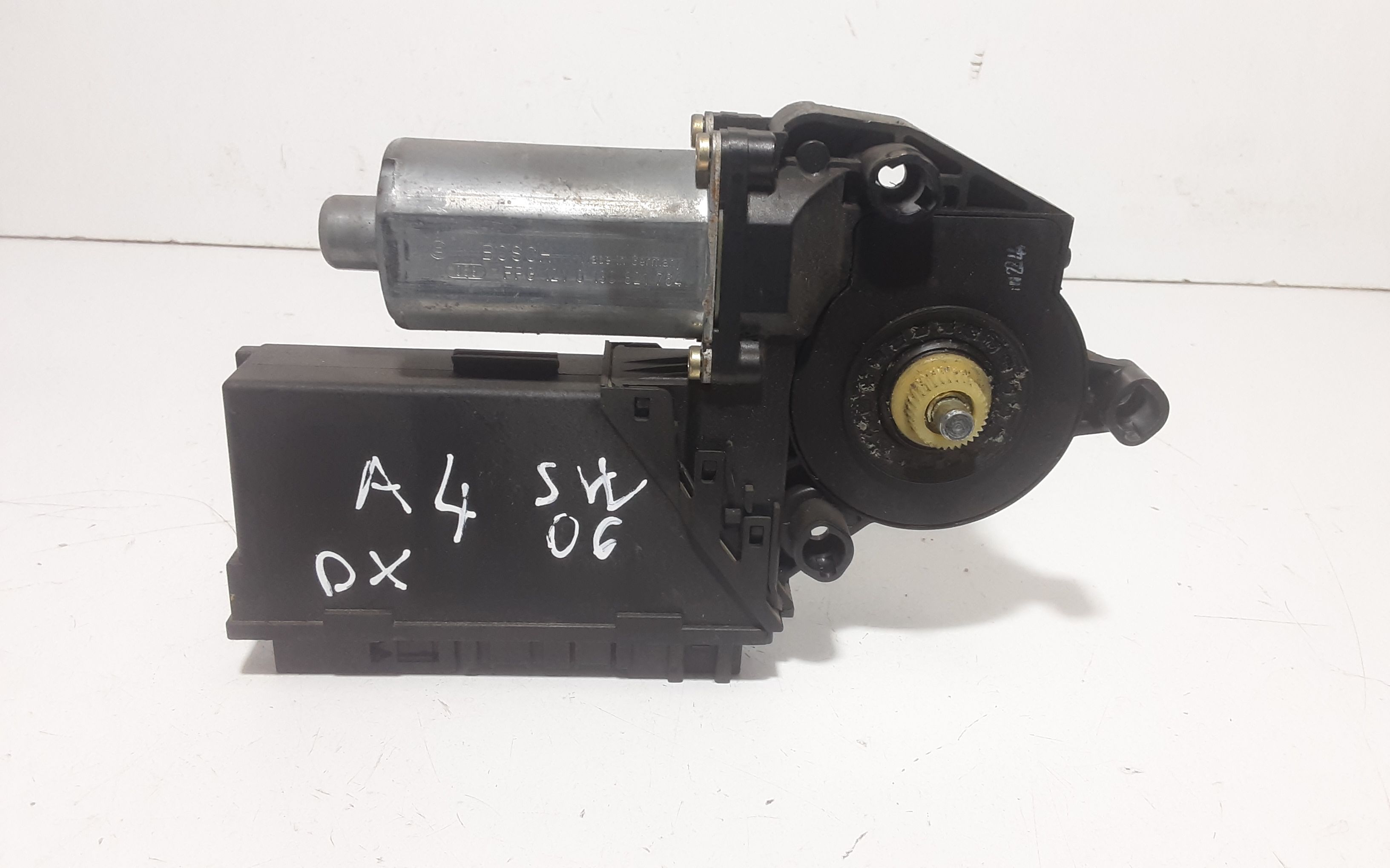 Motorino Alzavetro anteriore destra AUDI A4 Avant (8ED) (04>08)