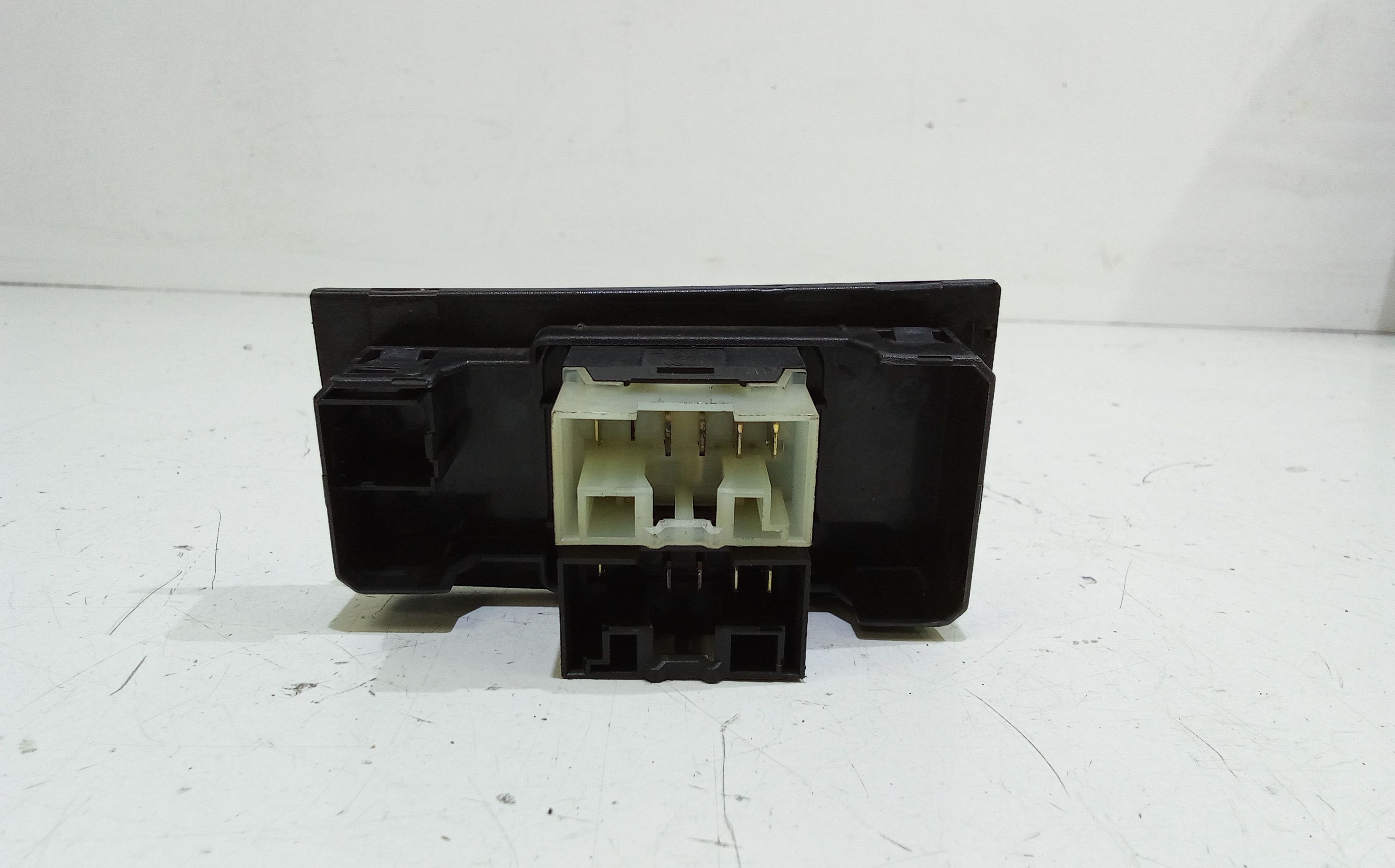 Pulsantiera anteriore sinistra Guida FIAT Punto Berlina 3P