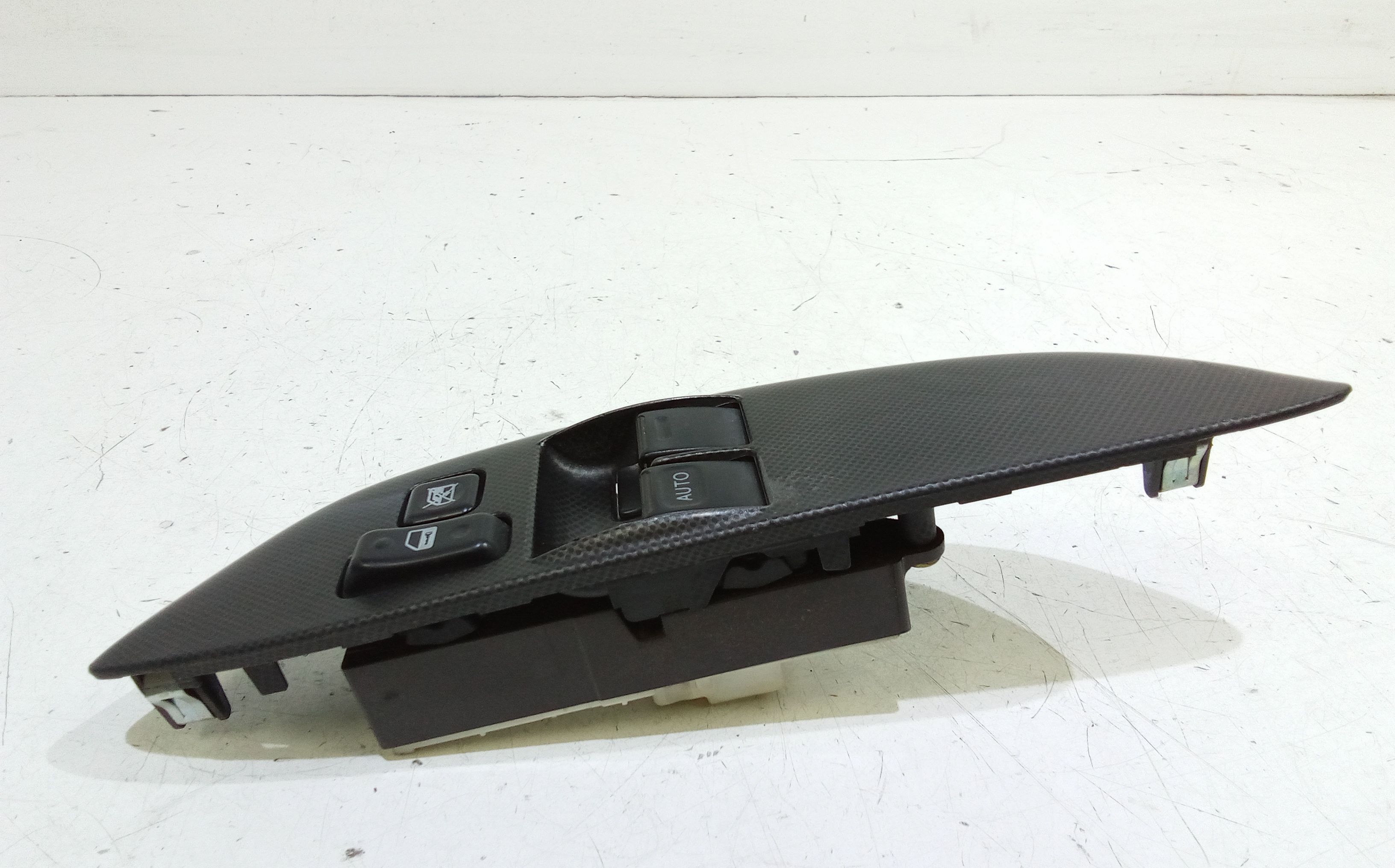 Pulsantiera anteriore sinistra Guida TOYOTA Yaris Serie (03>05)