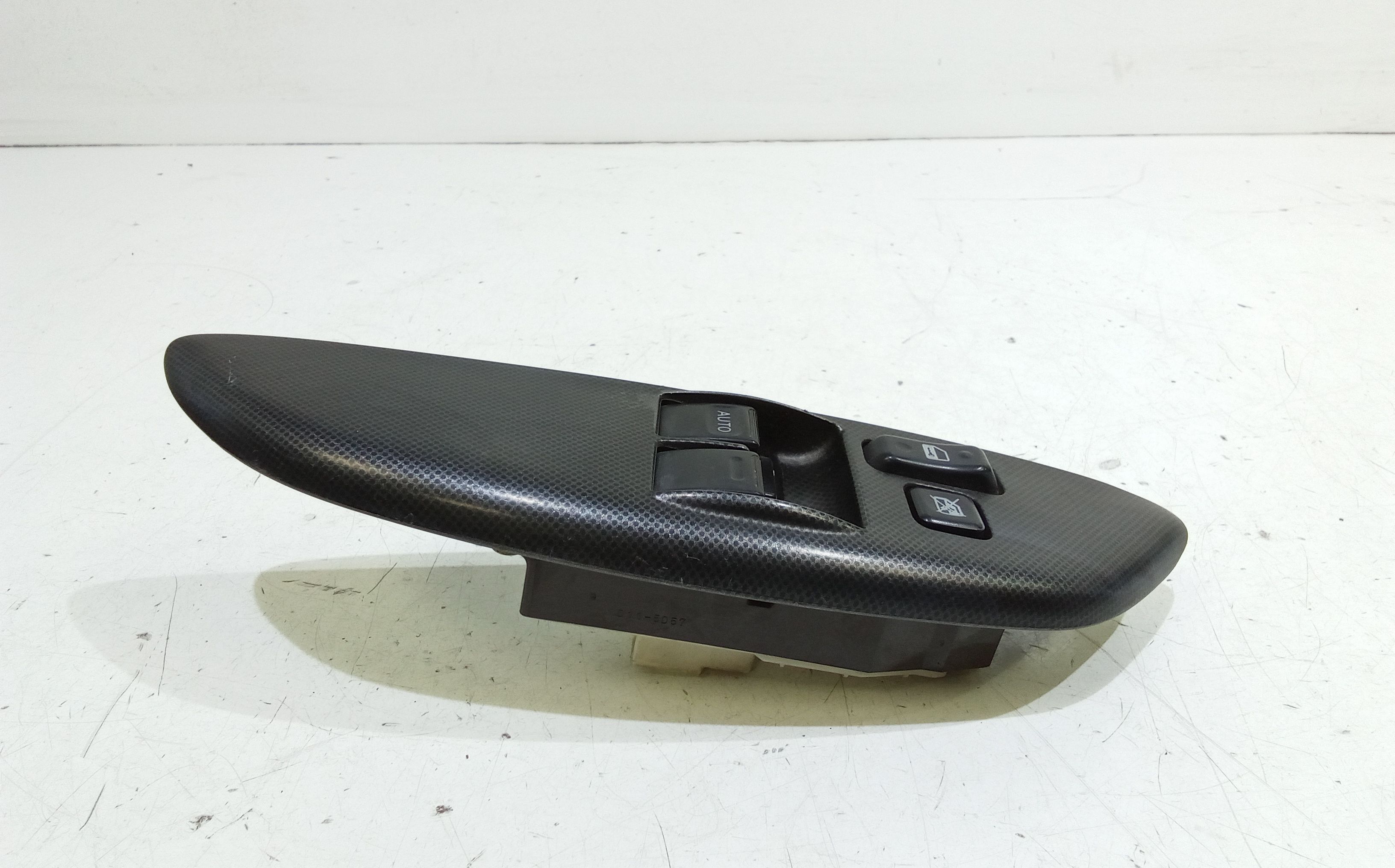 Pulsantiera anteriore sinistra Guida TOYOTA Yaris Serie (03>05)