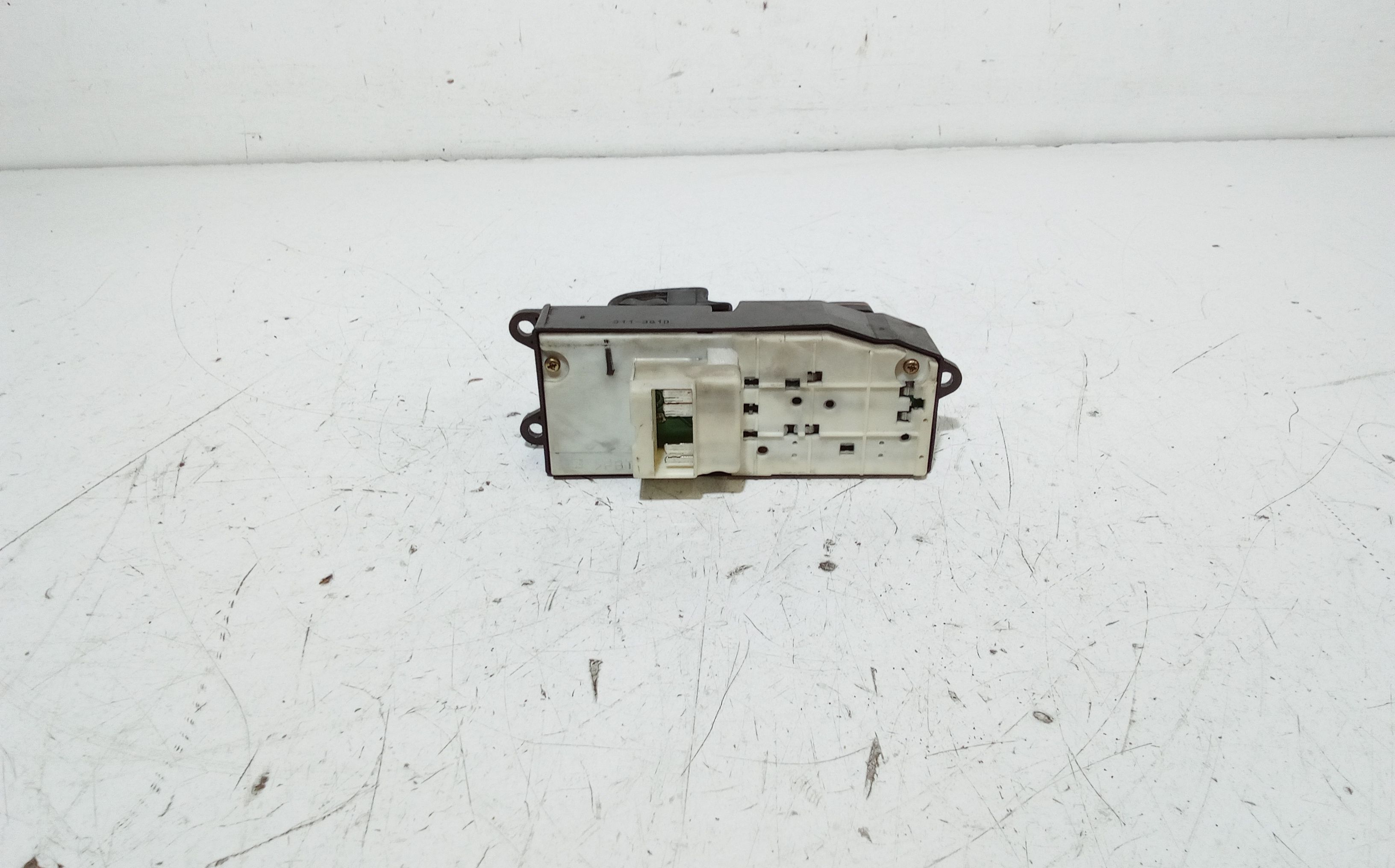 Pulsantiera anteriore sinistra Guida TOYOTA Yaris Serie (99>03)