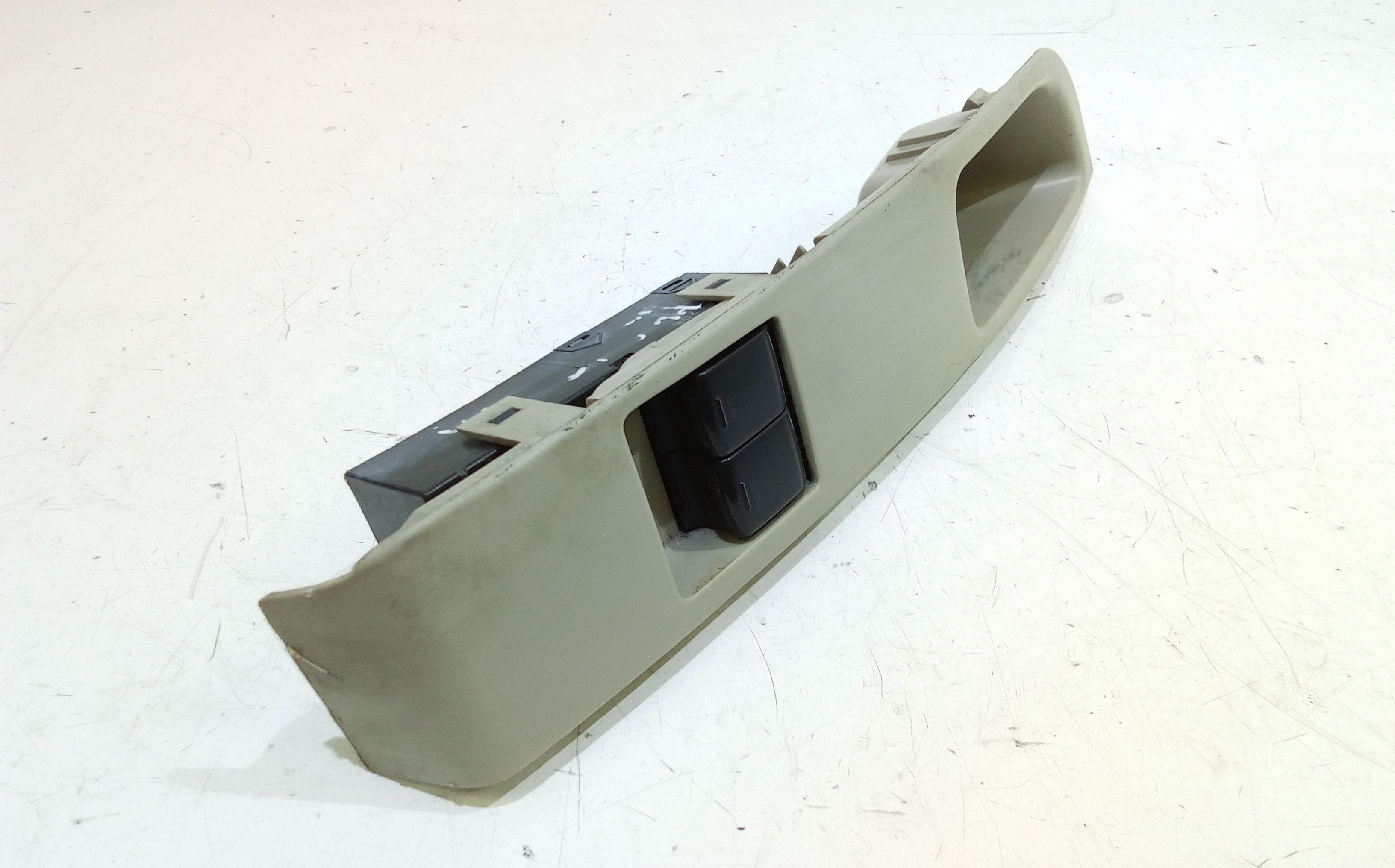 Pulsantiera anteriore sinistra Guida NISSAN Micra 4 Serie