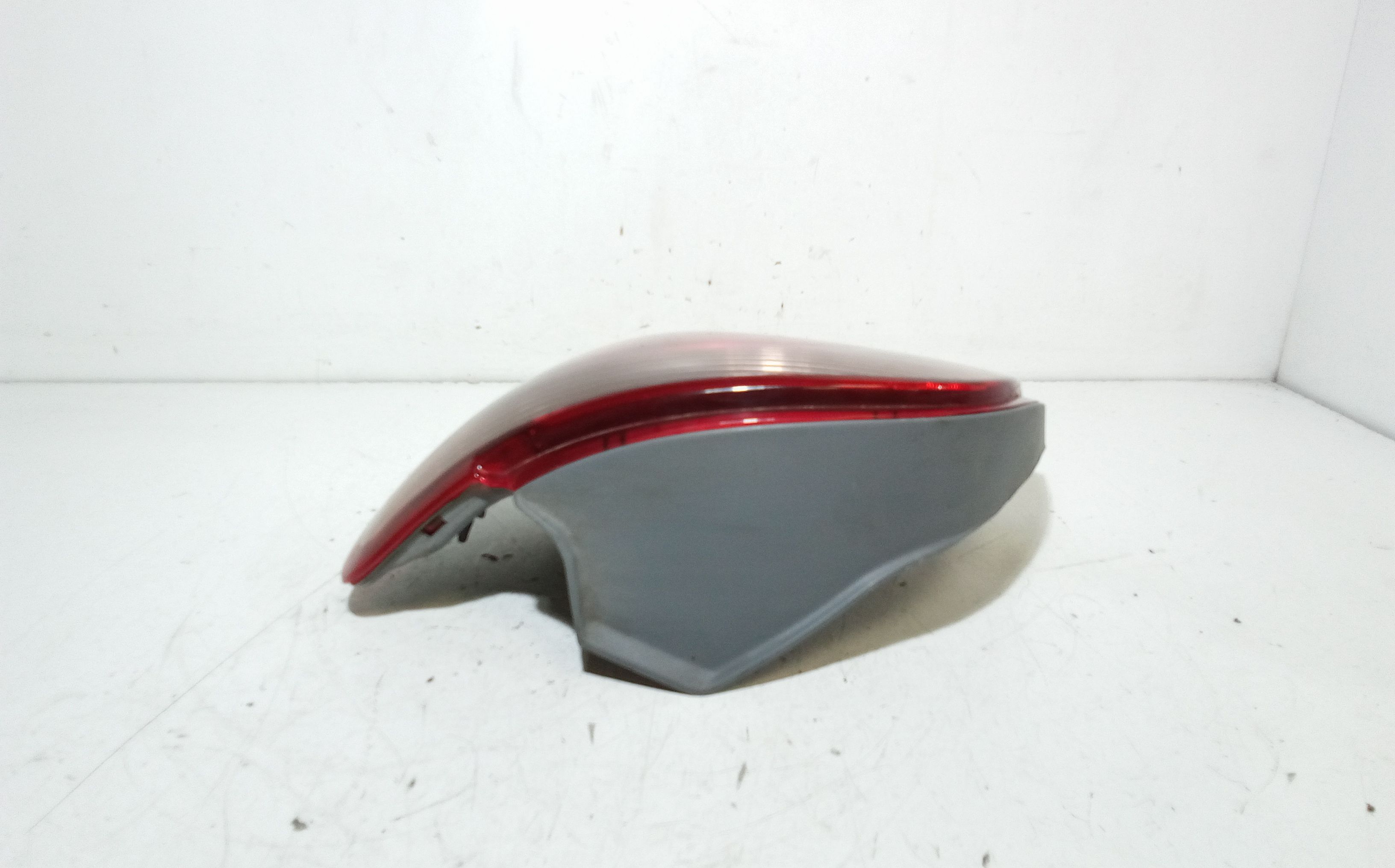 Stop fanale posteriore Destro Passeggero TOYOTA Yaris Serie (99>03)