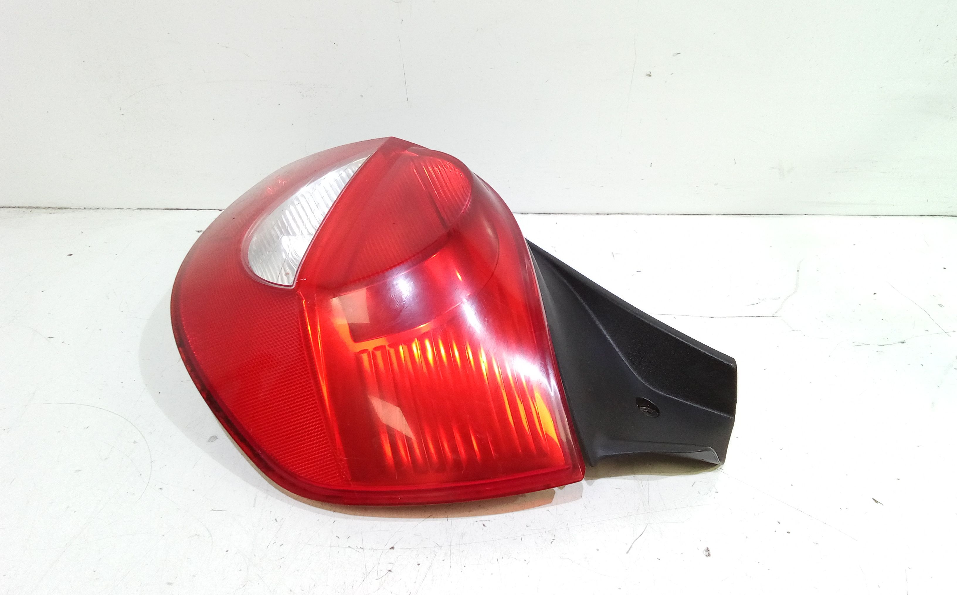 Stop fanale posteriore Destro Passeggero RENAULT Clio Serie (04>08)