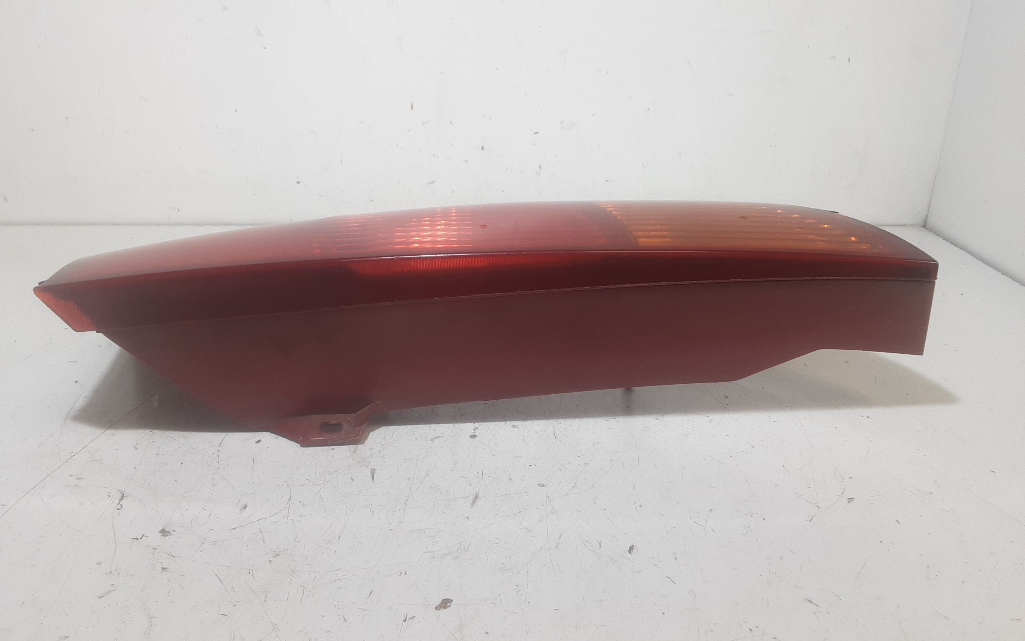 Stop fanale posteriore Destro Passeggero FORD Focus Berlina 2 Serie