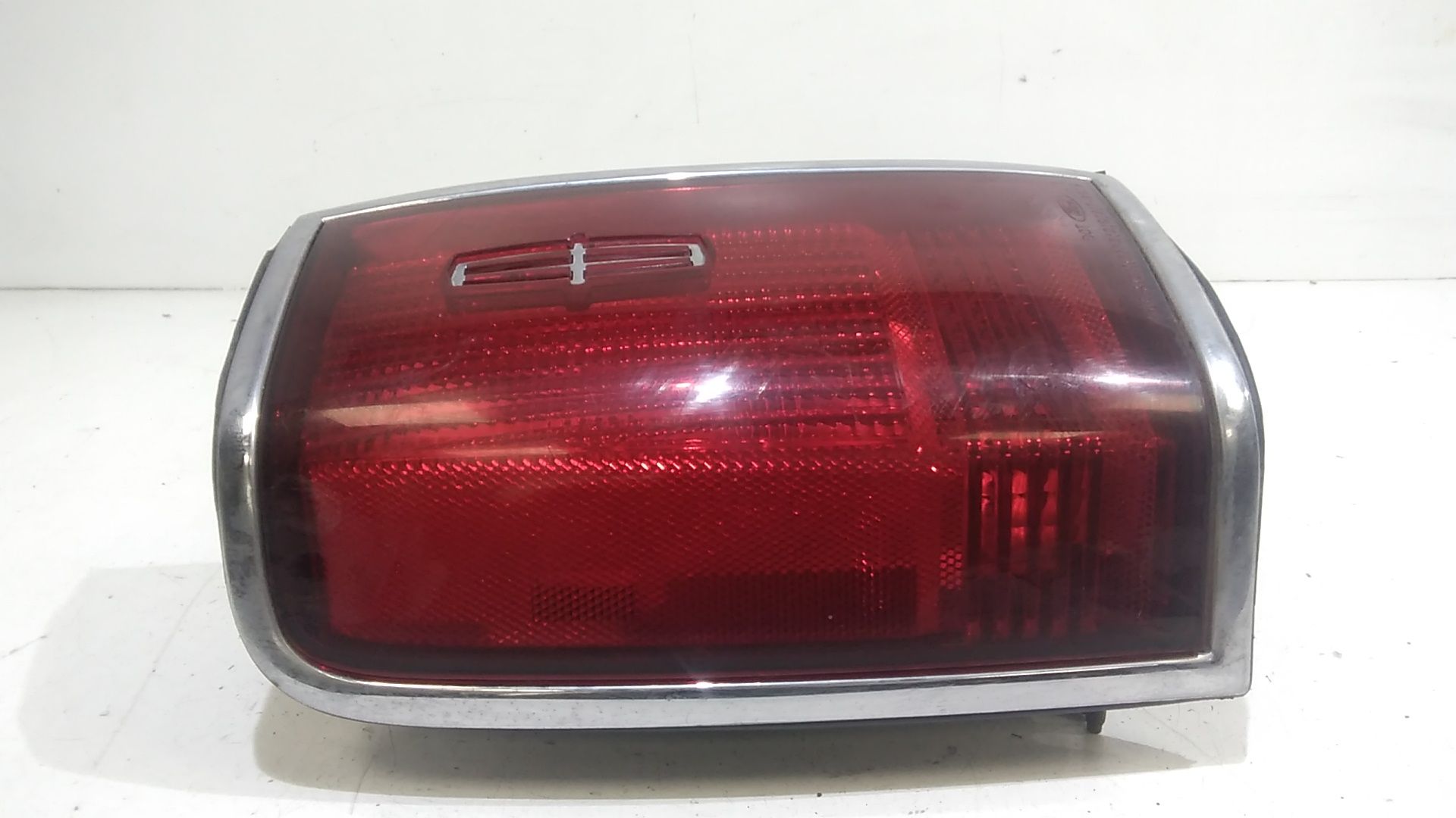 Stop fanale Posteriore sinistro lato Guida LINCOLN Town Car limousine Serie