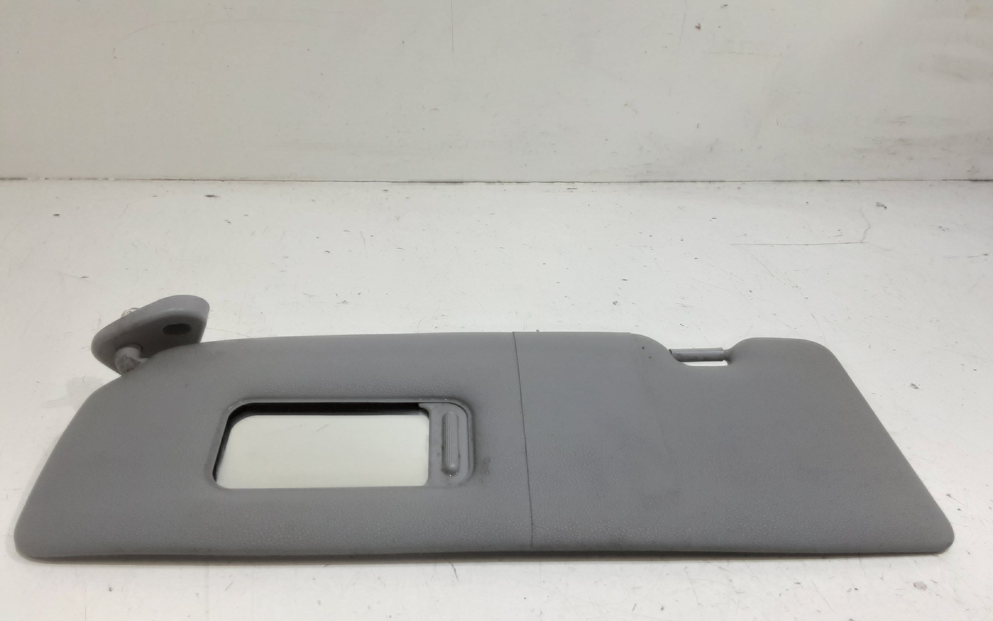 Parasole aletta anteriore Lato Guida BMW Serie 1 Serie (E87) (04>07)