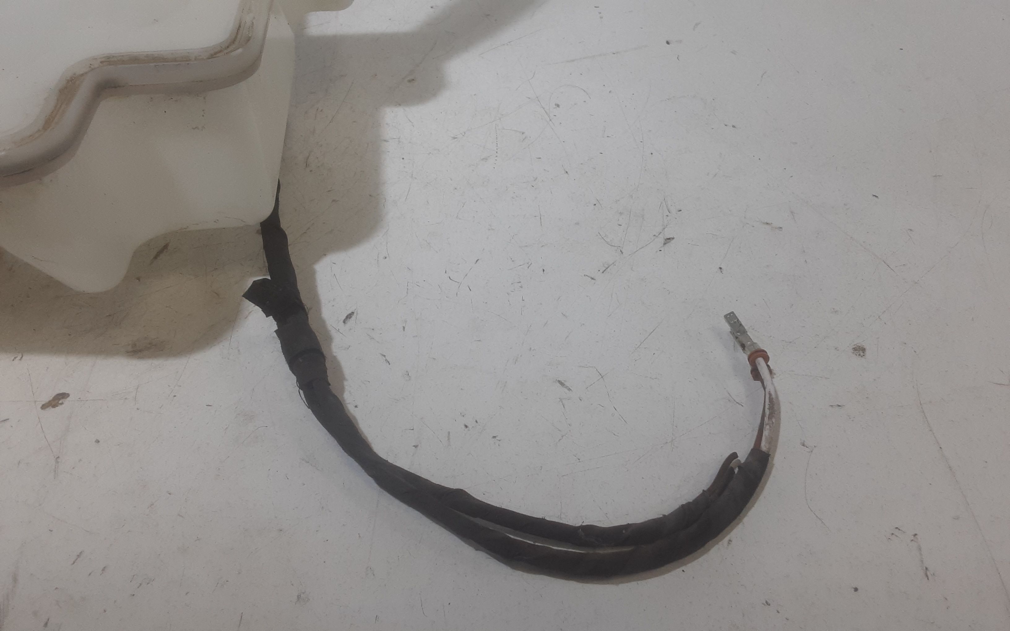 Vaschetta Tergi ant VOLKSWAGEN Golf 5 Berlina (03>08)