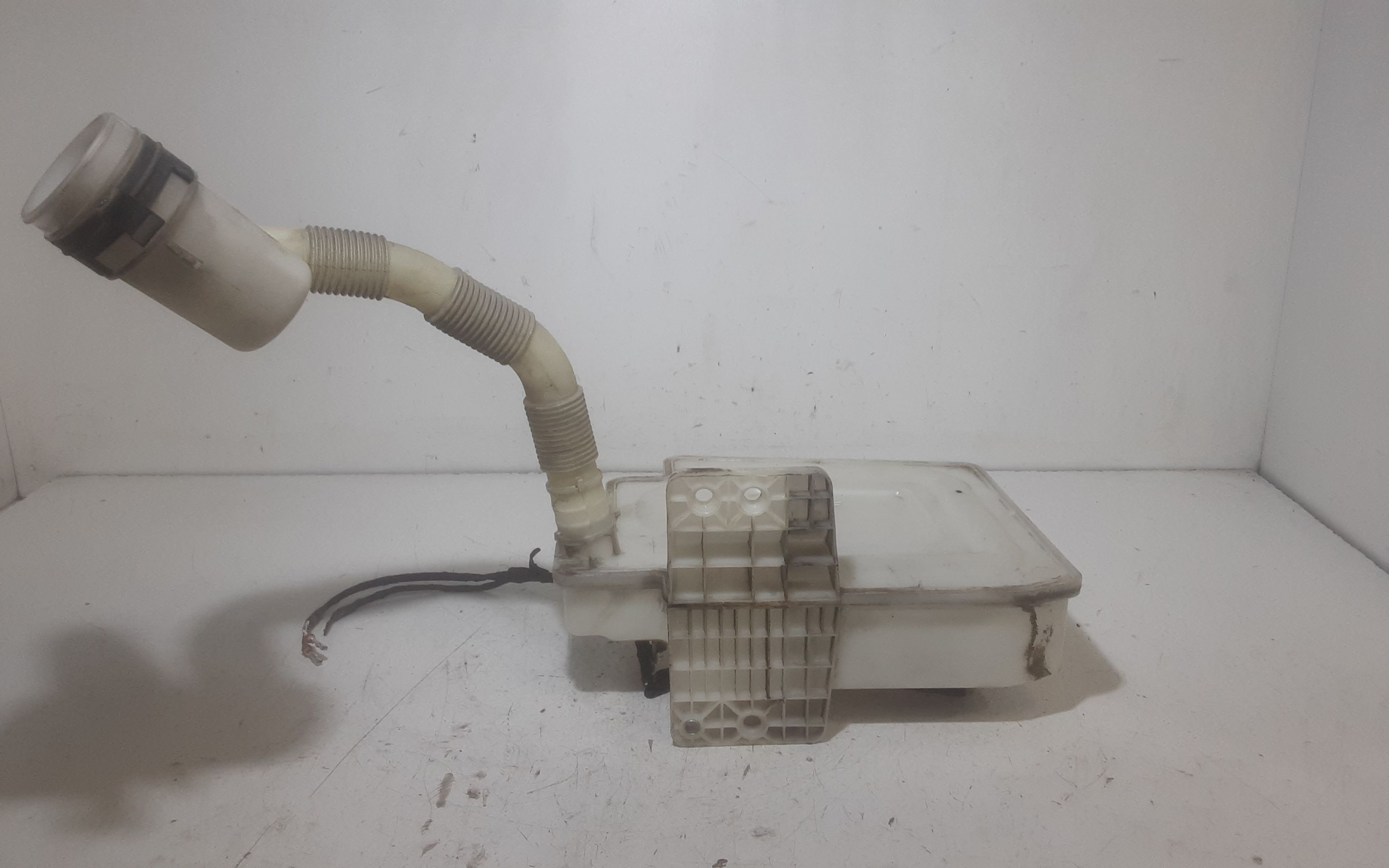 Vaschetta Tergi ant VOLKSWAGEN Golf 5 Berlina (03>08)