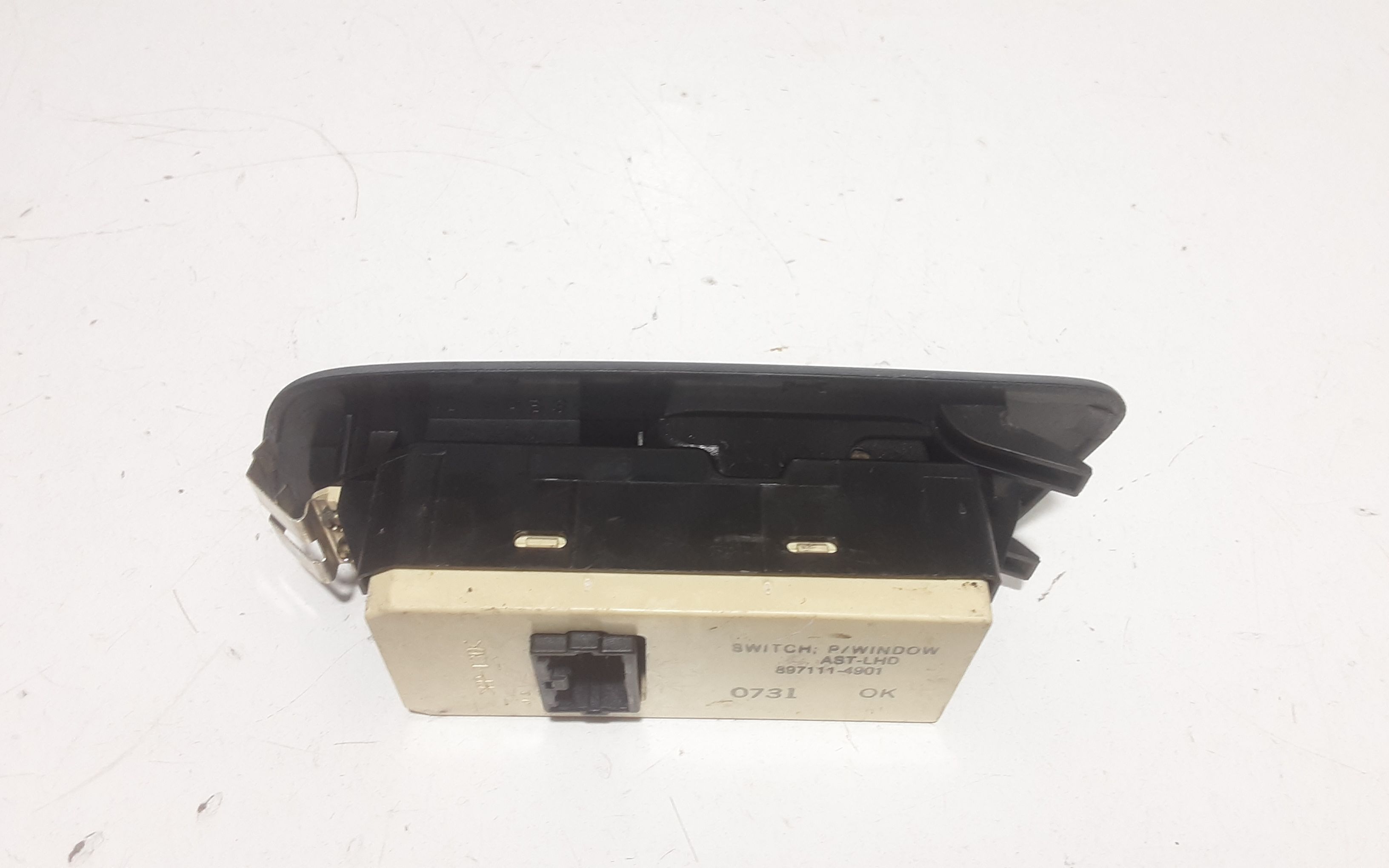 Pulsantiera Anteriore Destra Passeggero ISUZU D-MAX Serie Pick-Up (TFR, TFS) (02>12)