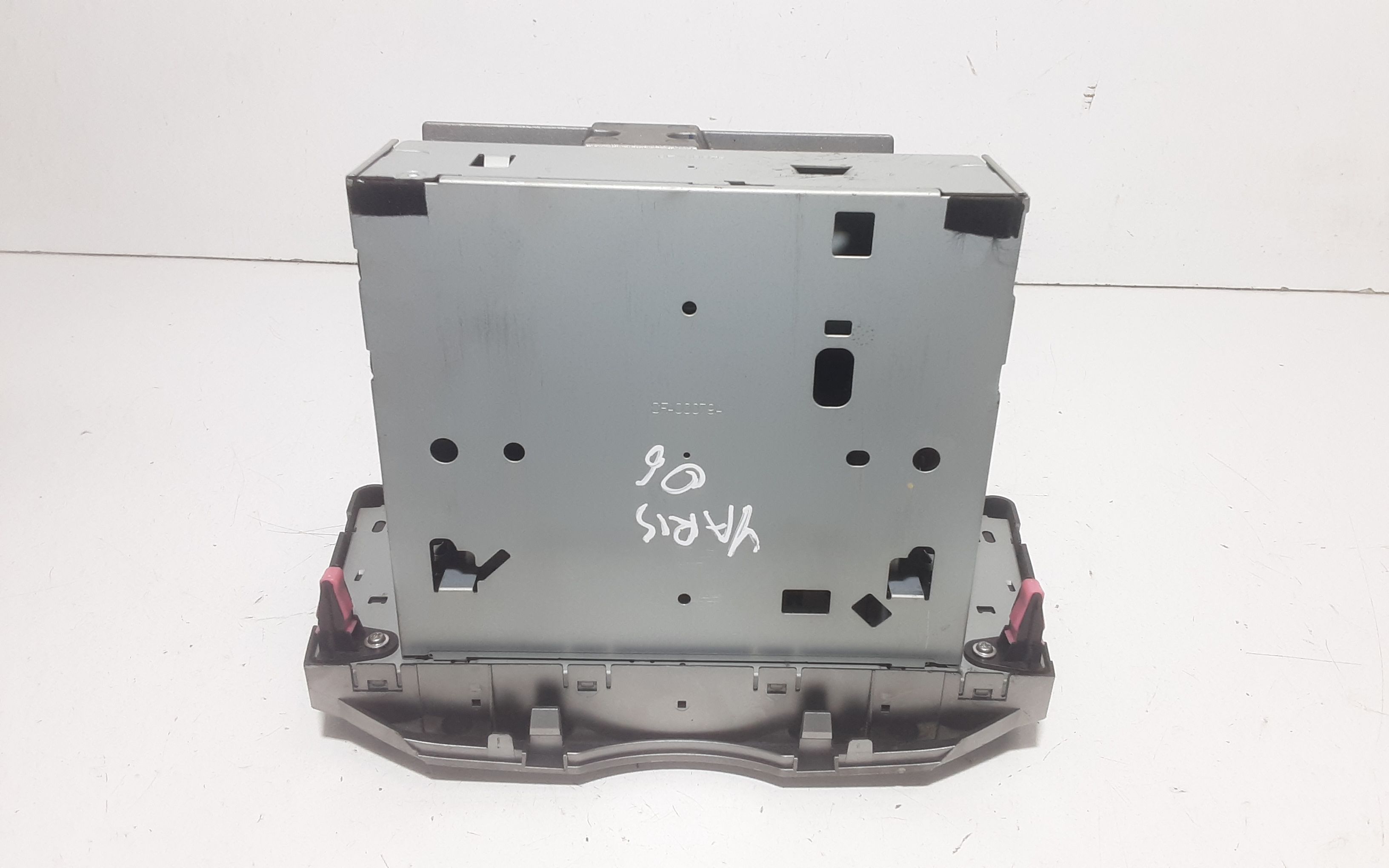 Autoradio TOYOTA Yaris Serie (05>08)