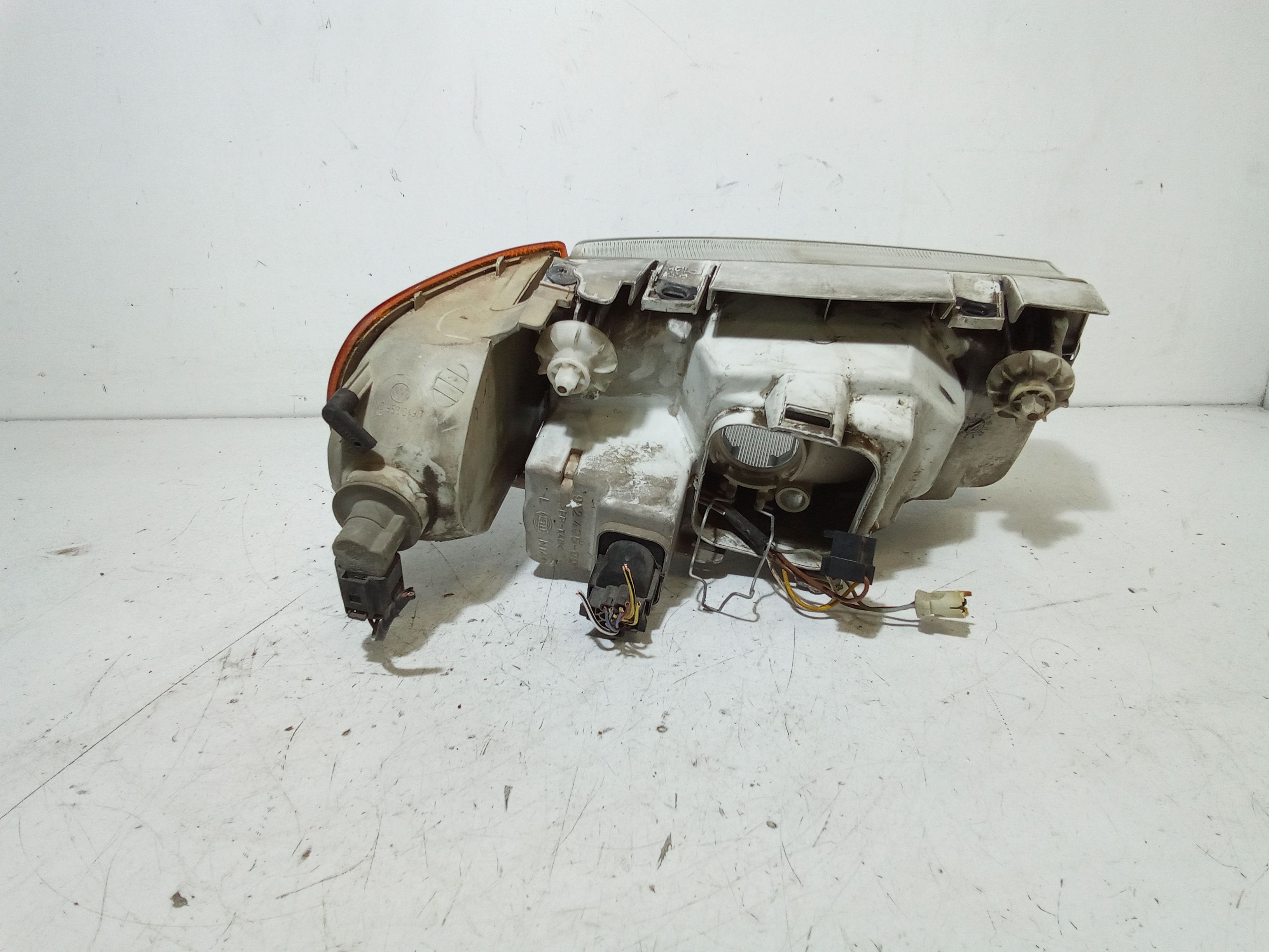 Faro anteriore Sinistro Guida VOLKSWAGEN Polo 3 Serie