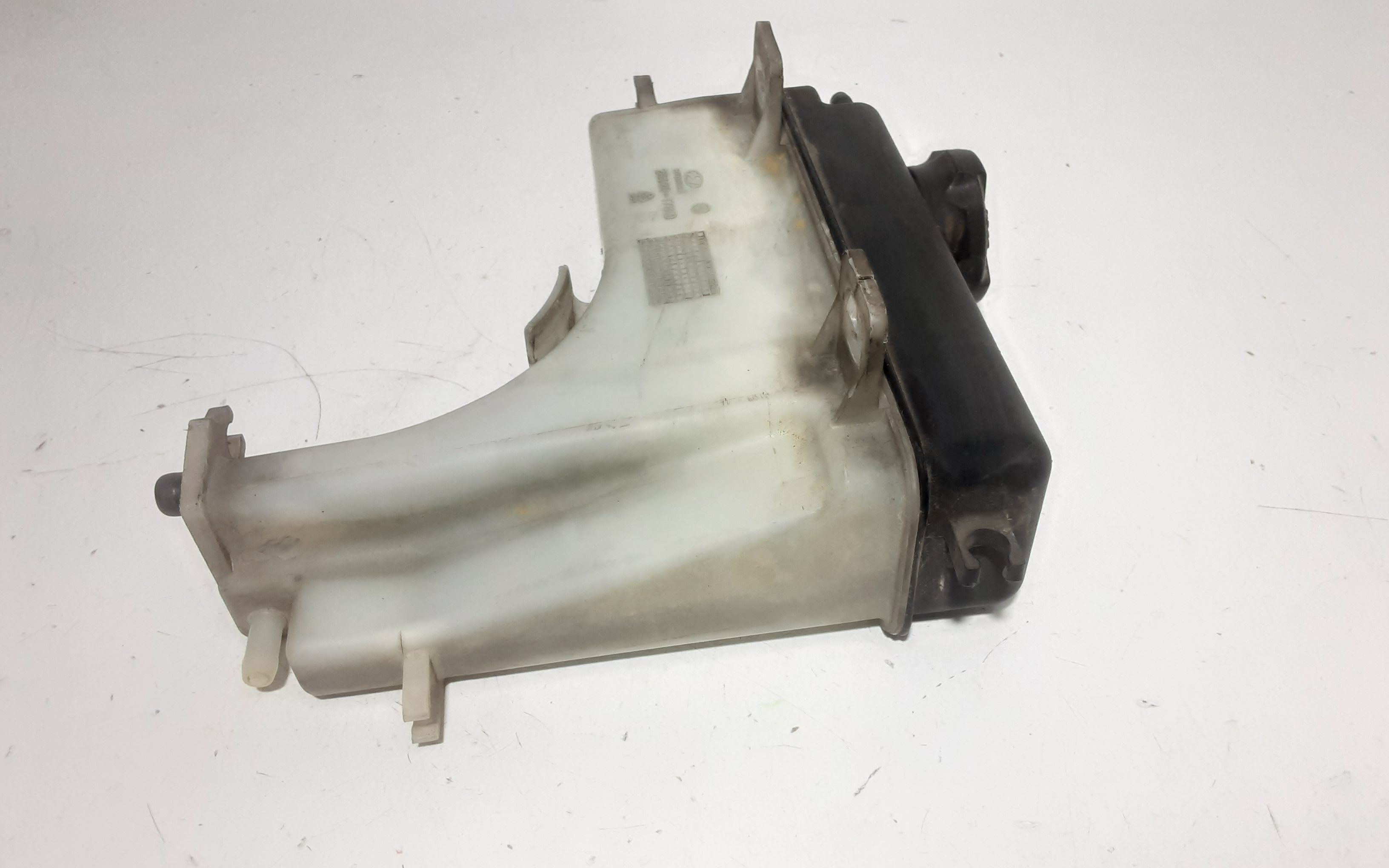 Vaschetta liquido radiatore HYUNDAI Matrix 1 Serie