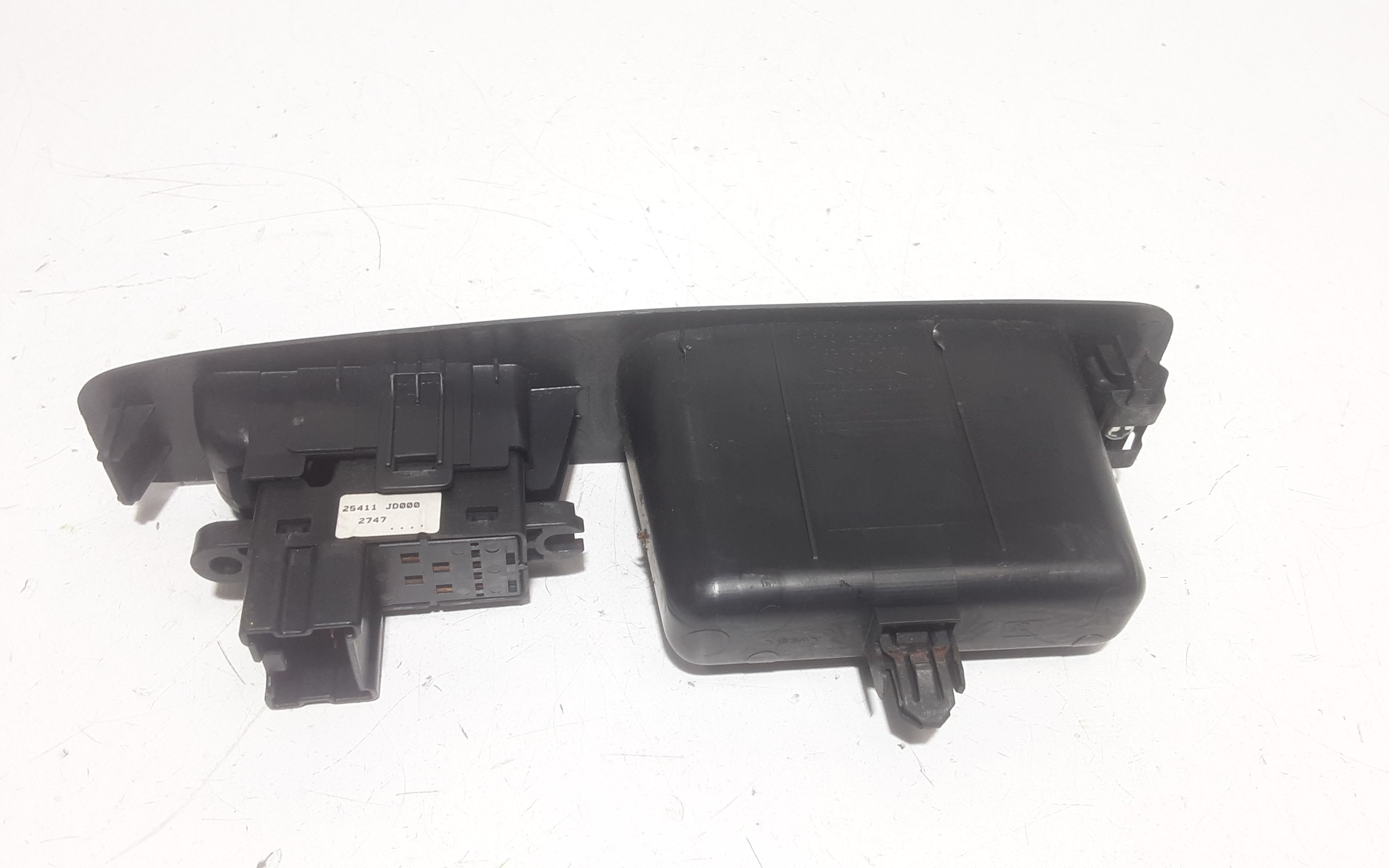 Pulsantiera Posteriore Destra NISSAN Qashqai 1 Serie