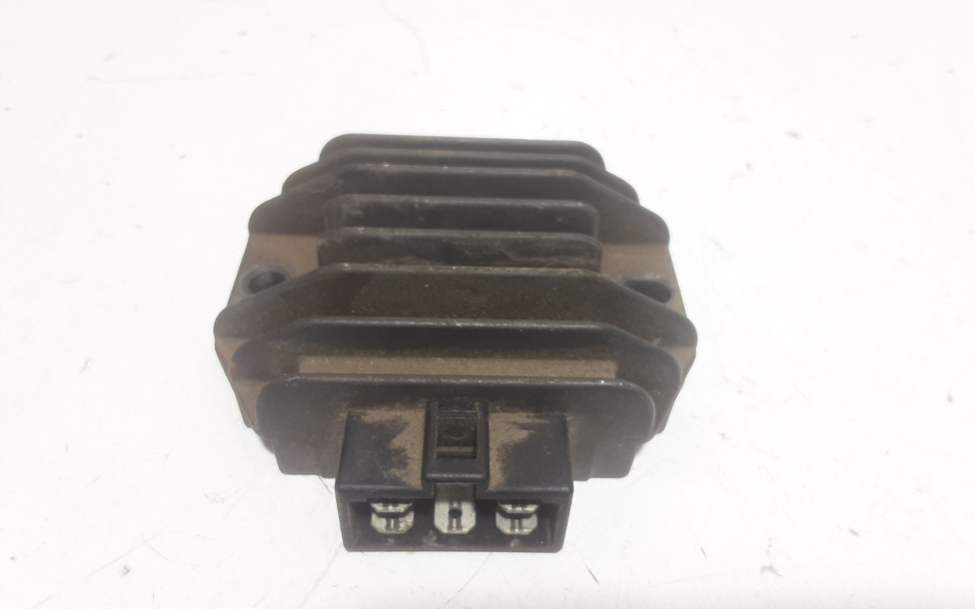 Regolatore tensione PIAGGIO Liberty 50cc 2T (97>99)