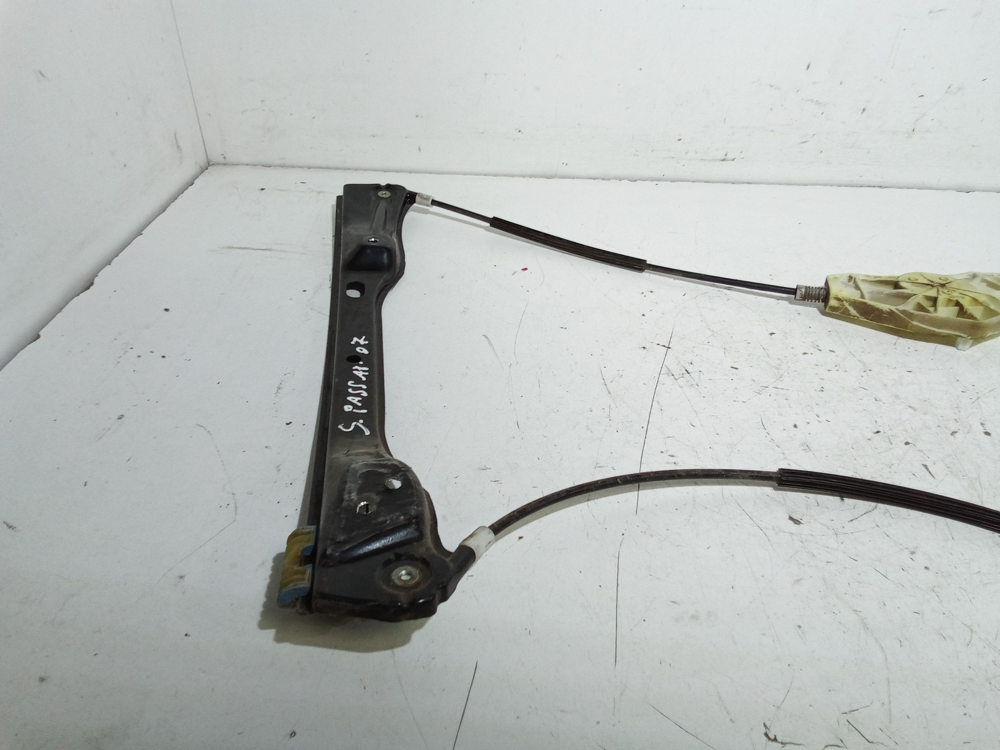 Cremagliera anteriore sinistra Guida VOLKSWAGEN Passat Berlina 4 Serie