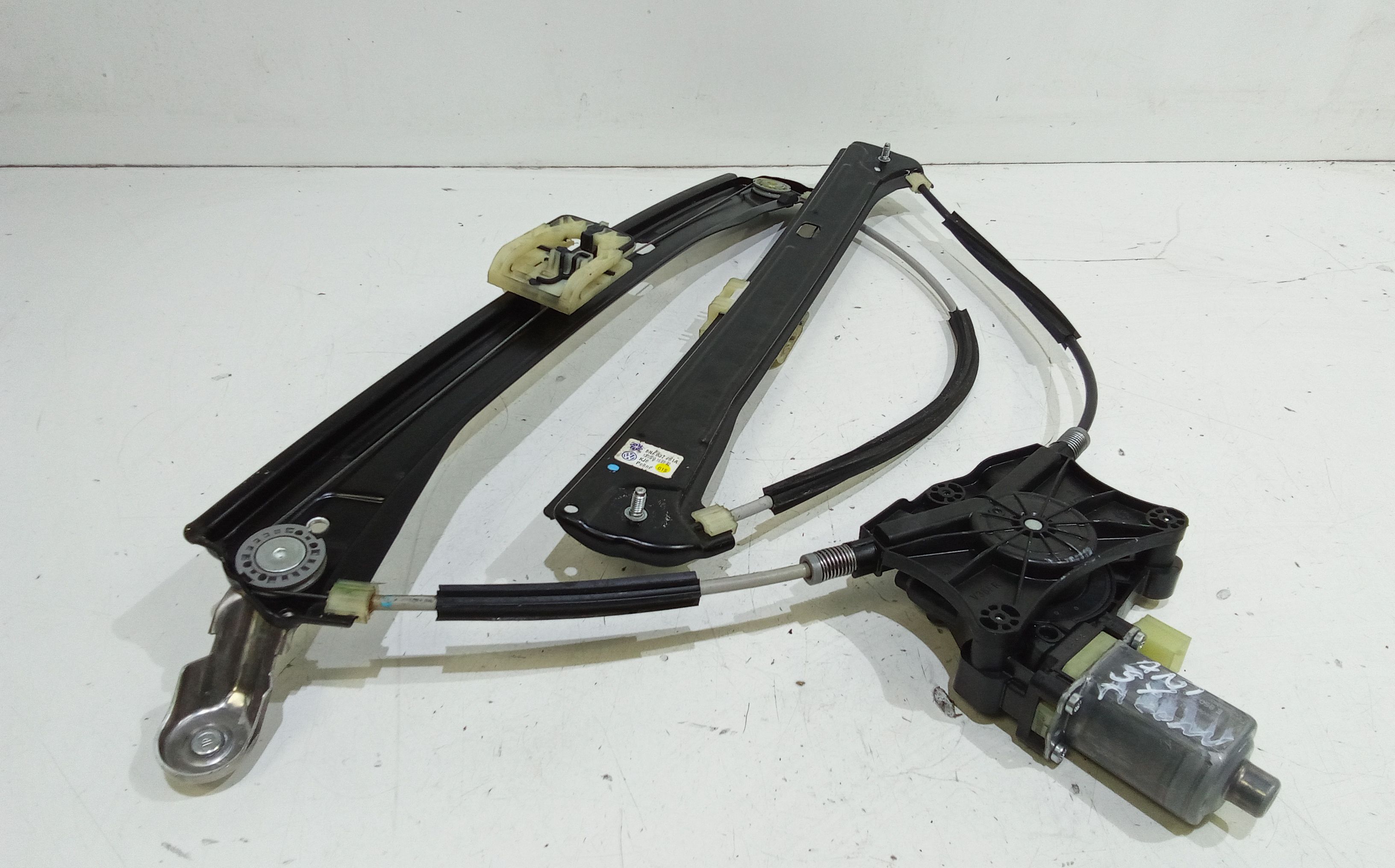 Cremagliera anteriore sinistra Guida VOLKSWAGEN Tiguan Serie