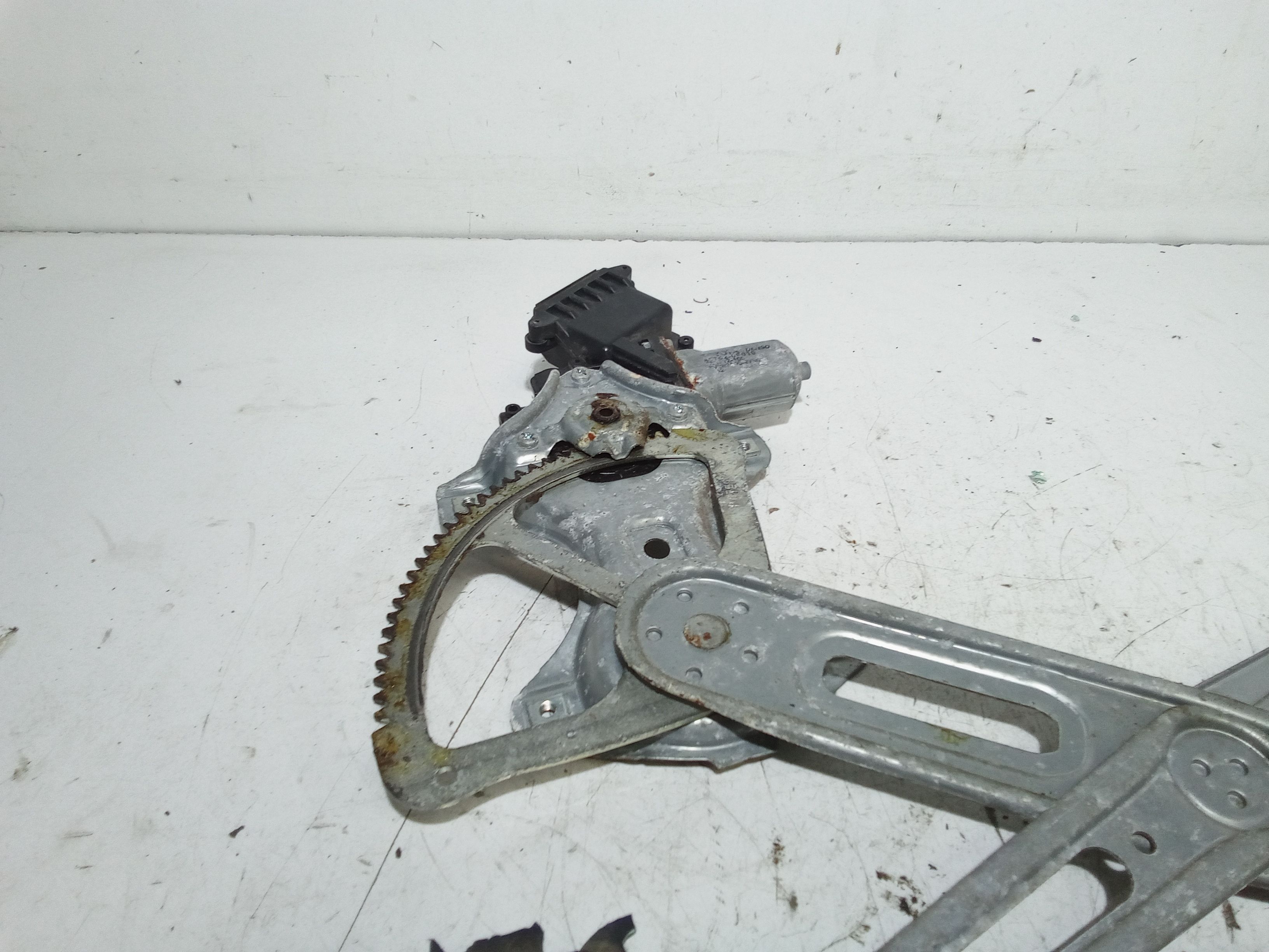 Cremagliera anteriore sinistra Guida TOYOTA Yaris Serie (05>08)