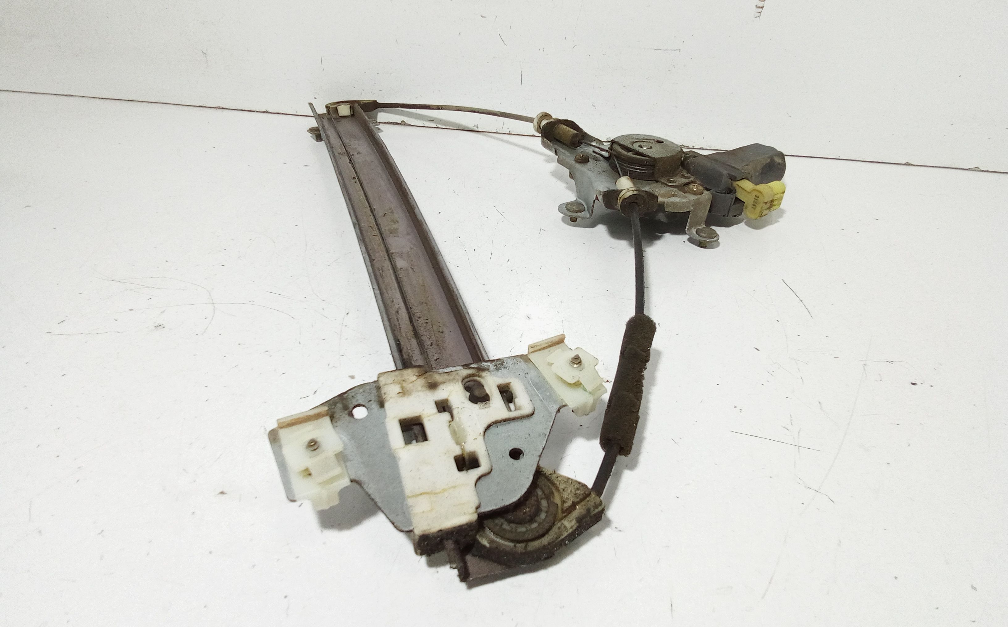 Cremagliera anteriore sinistra Guida HYUNDAI Getz 1 Serie