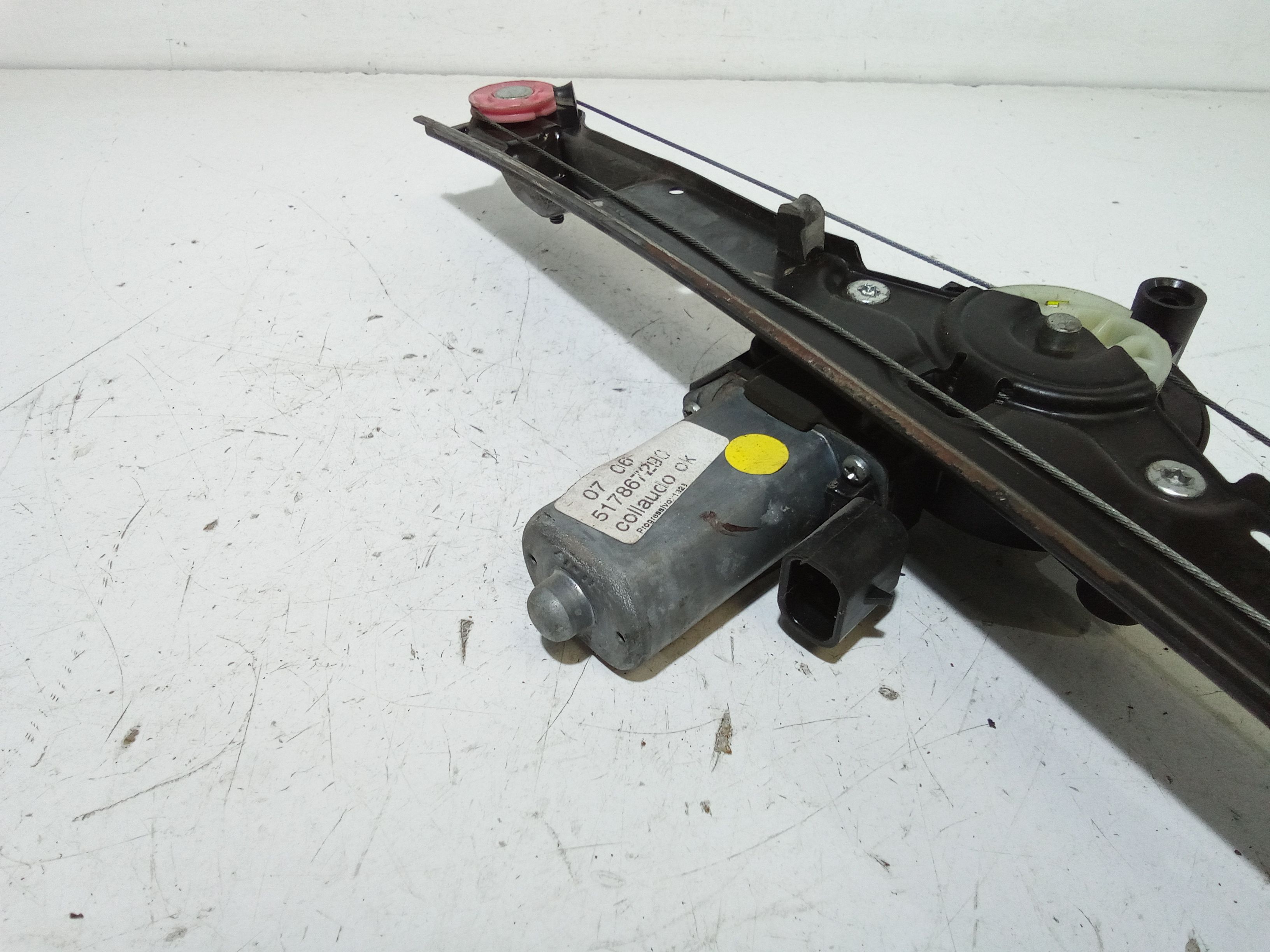 Cremagliera anteriore sinistra Guida FIAT Grande Punto 1 Serie